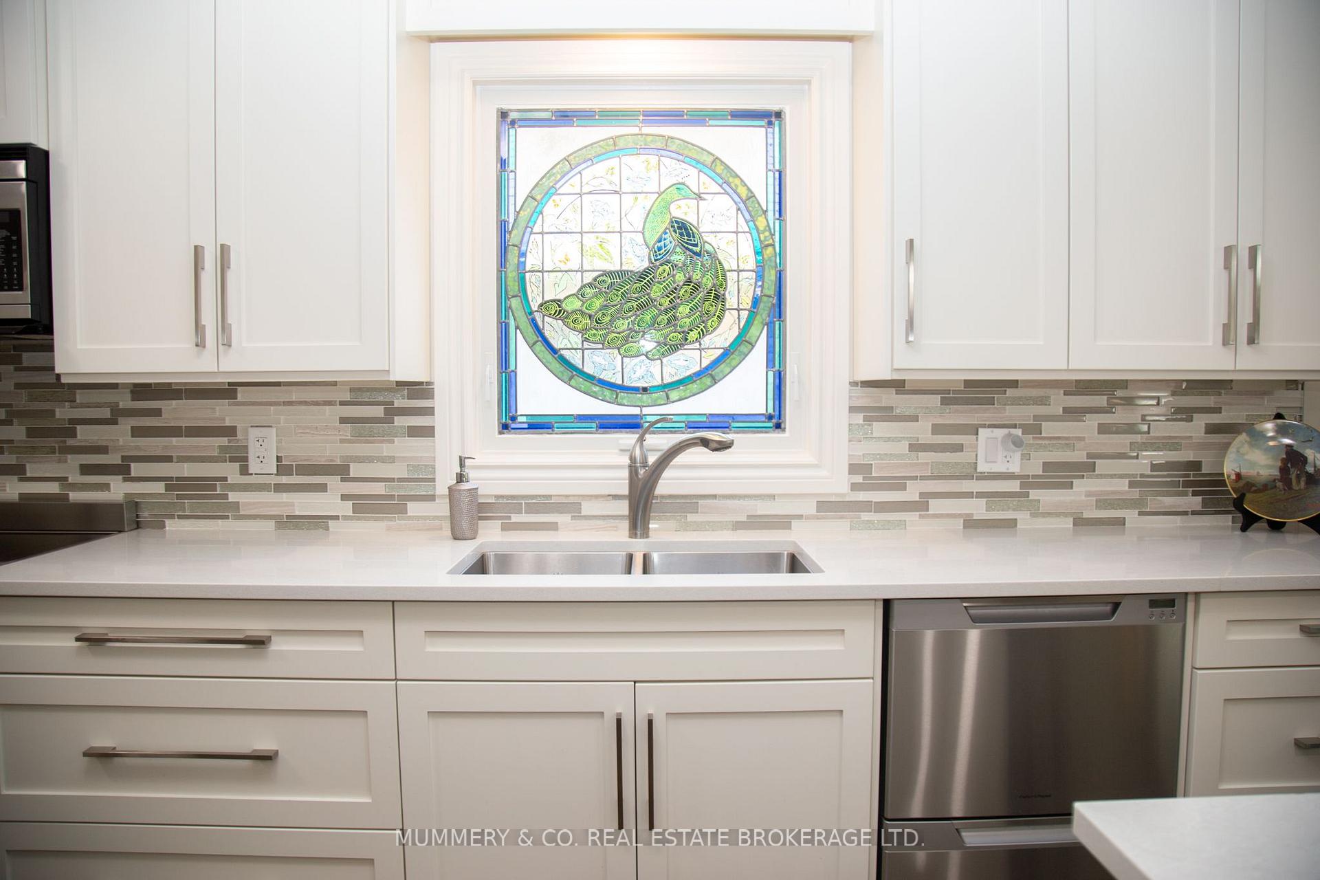 Photo 14 of 72 Willowdale Crescent, Norfolk, Port Dover — HOMEH