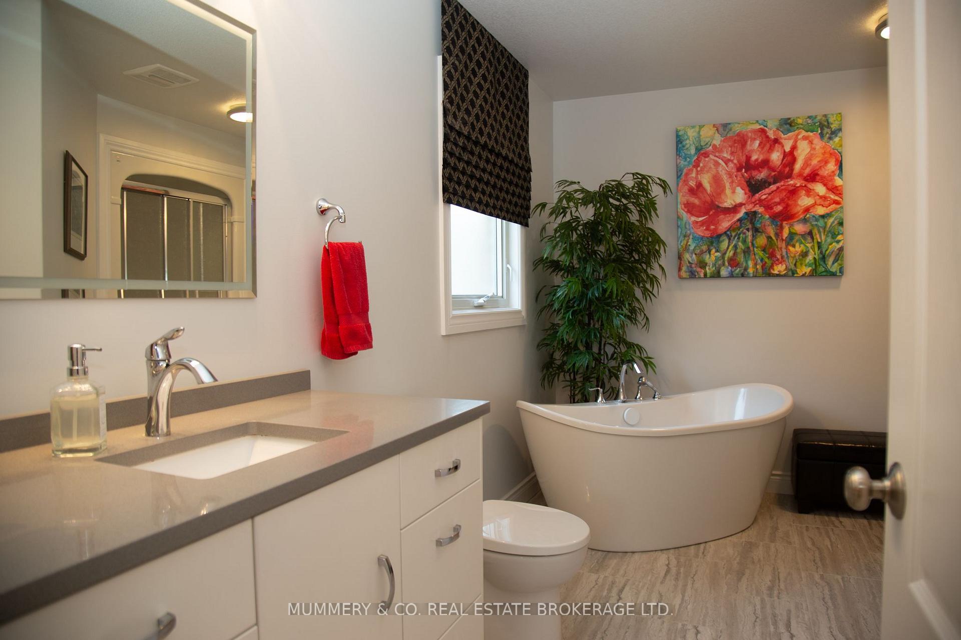 Photo 19 of 72 Willowdale Crescent, Norfolk, Port Dover — HOMEH