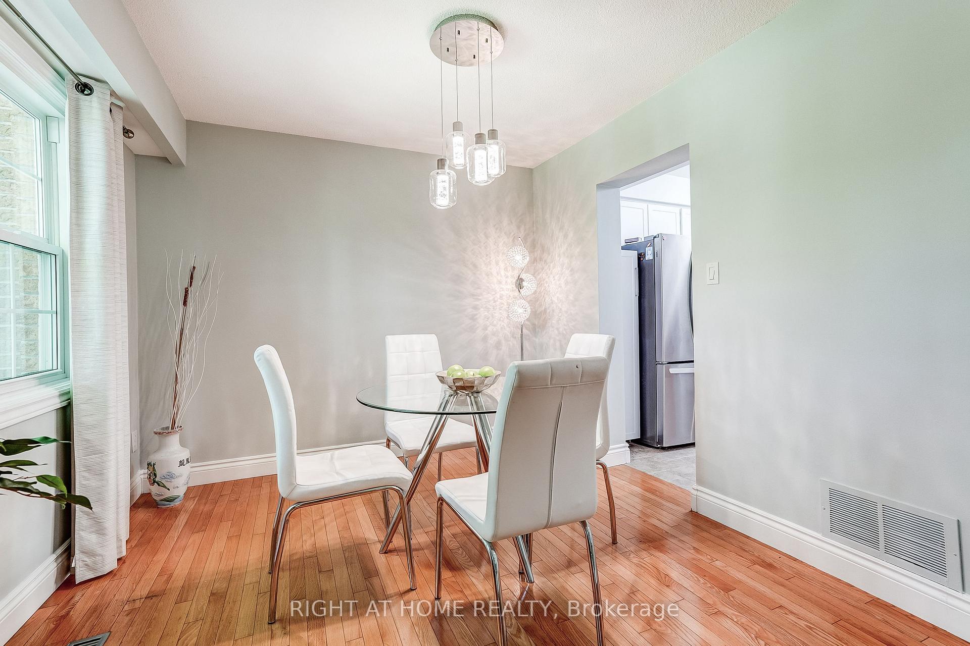 Photo 7 of Unit 55, 2120 Rathburn Road E, Mississauga, Rathwood — HOMEH