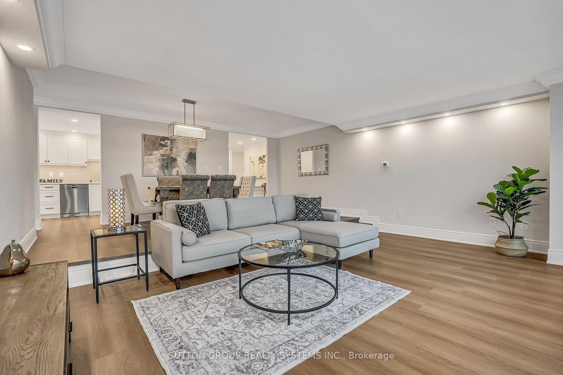 Photo 13 of Unit 501, 2180 Marine Drive, Oakville, Bronte — HOMEH