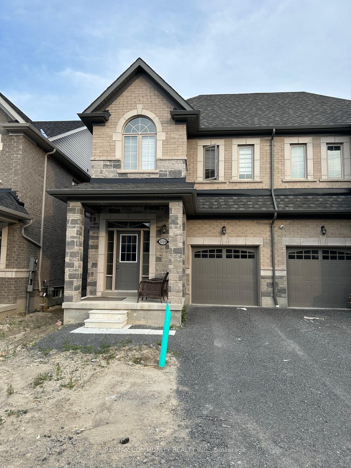 Photo 1 of 1109 Skyridge Boulevard, Pickering, Rural Pickering — HOMEH