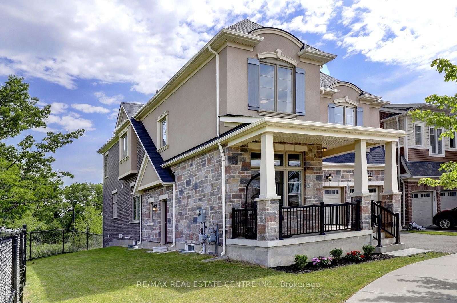Photo 2 of 1213 Sweetfern Crescent, Milton, Cobban — HOMEH