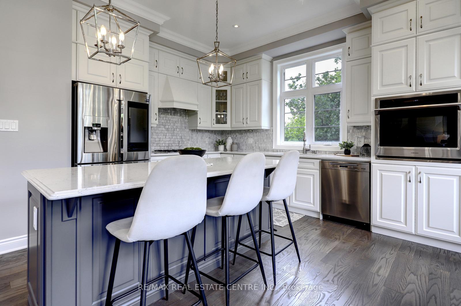 Photo 15 of 1213 Sweetfern Crescent, Milton, Cobban — HOMEH
