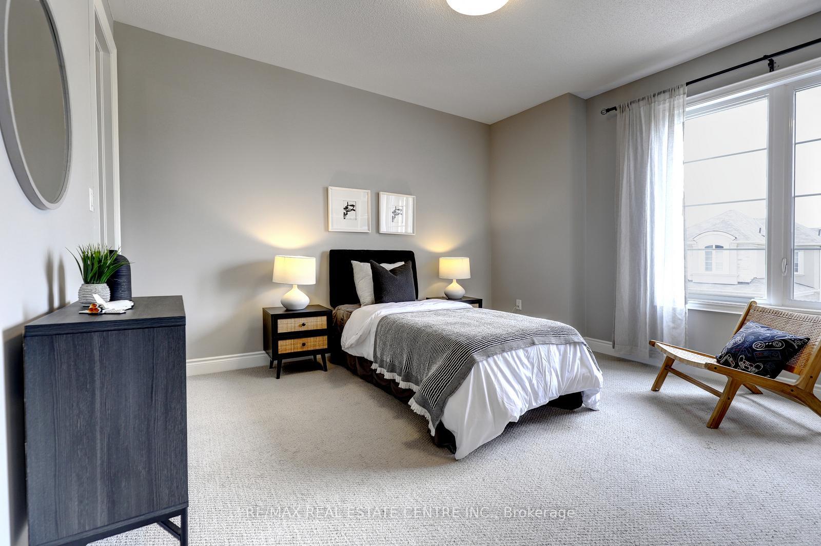 Photo 33 of 1213 Sweetfern Crescent, Milton, Cobban — HOMEH