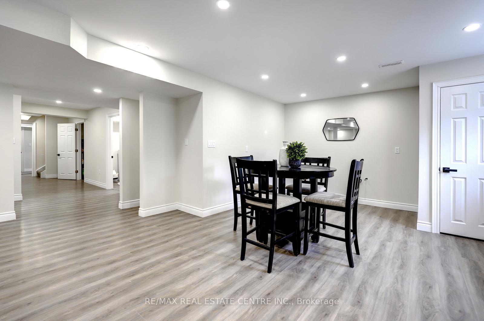 Photo 43 of 1213 Sweetfern Crescent, Milton, Cobban — HOMEH