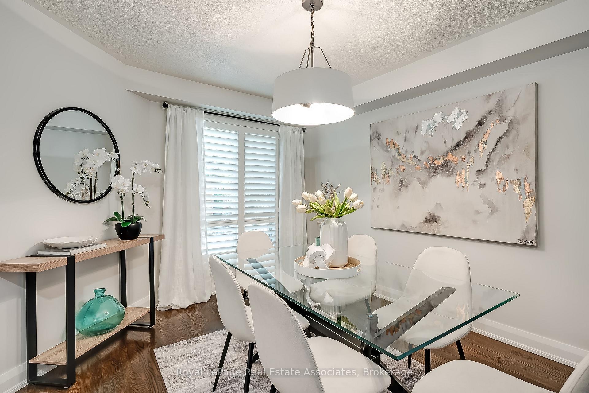 Photo 10 of 5824 Cornell Crescent, Mississauga, Central Erin Mills — HOMEH