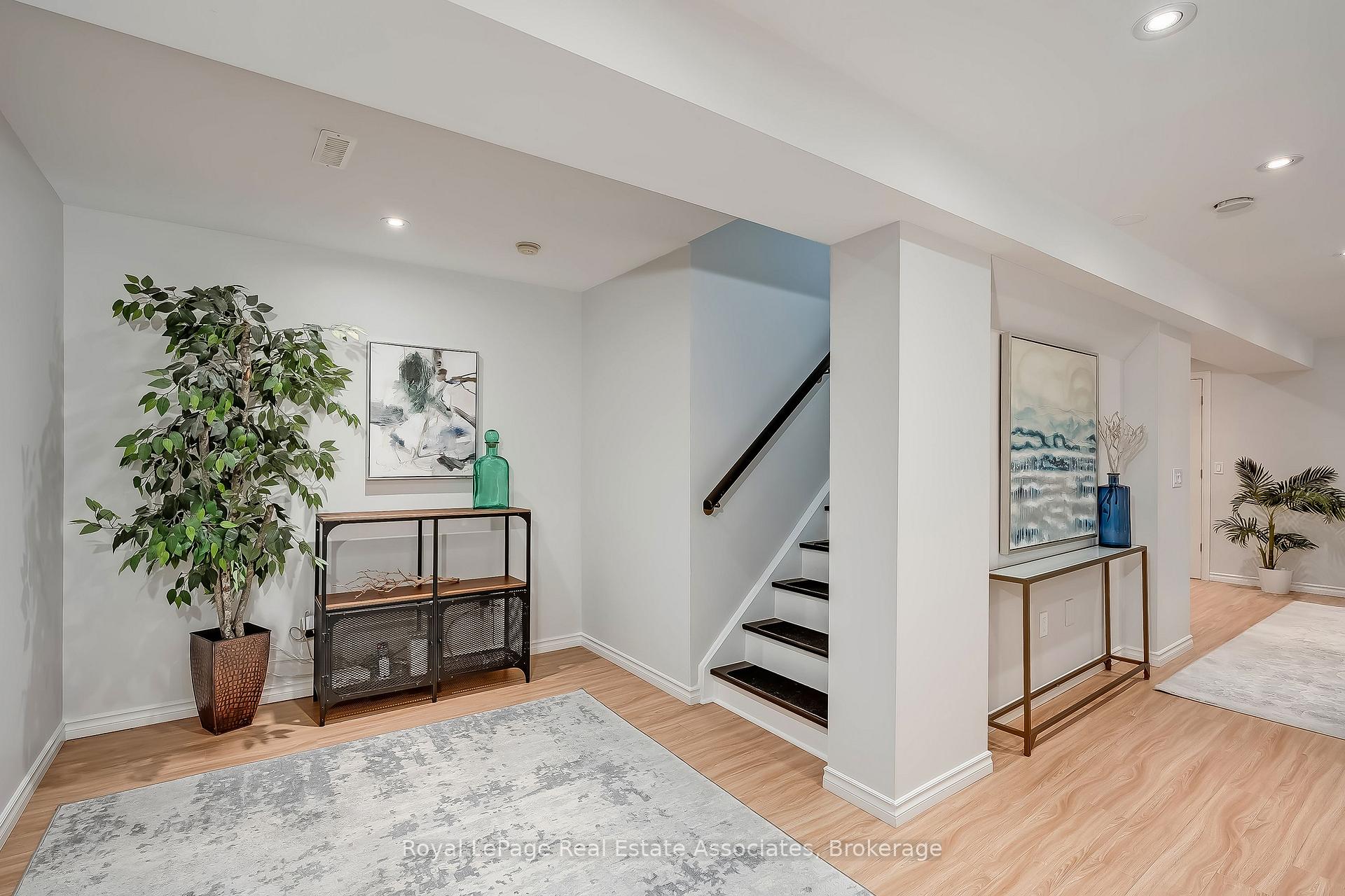 Photo 28 of 5824 Cornell Crescent, Mississauga, Central Erin Mills — HOMEH