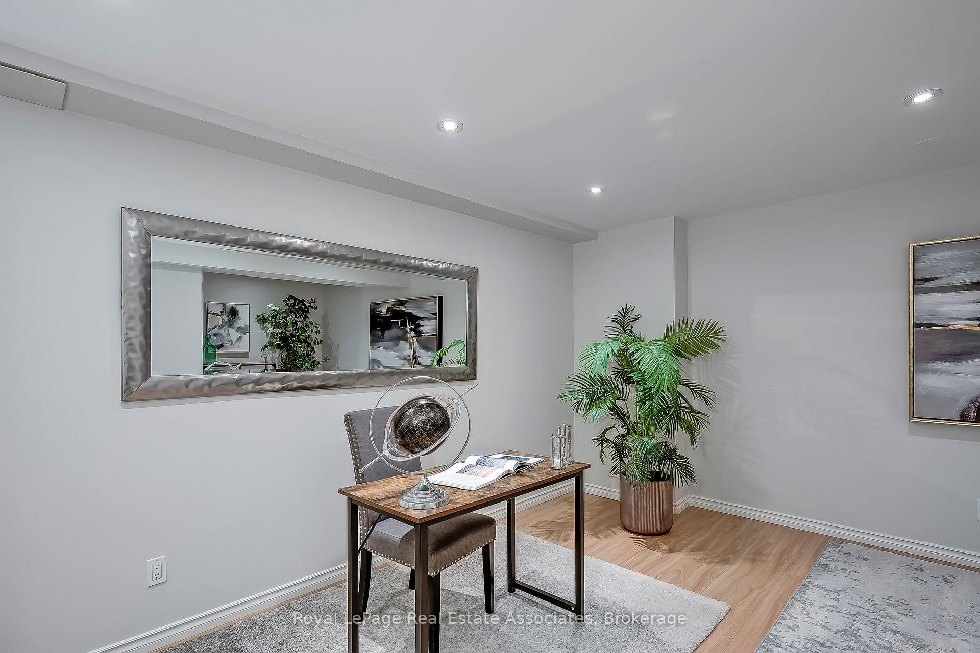 Photo 30 of 5824 Cornell Crescent, Mississauga, Central Erin Mills — HOMEH