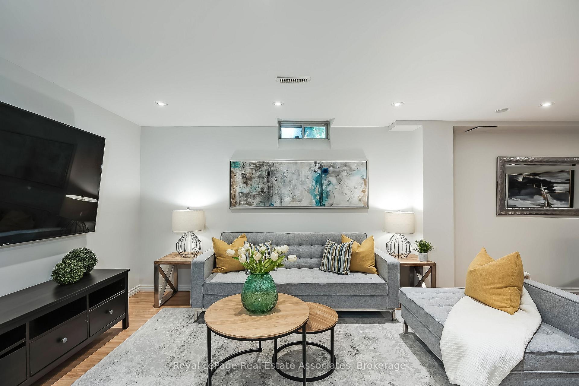 Photo 33 of 5824 Cornell Crescent, Mississauga, Central Erin Mills — HOMEH