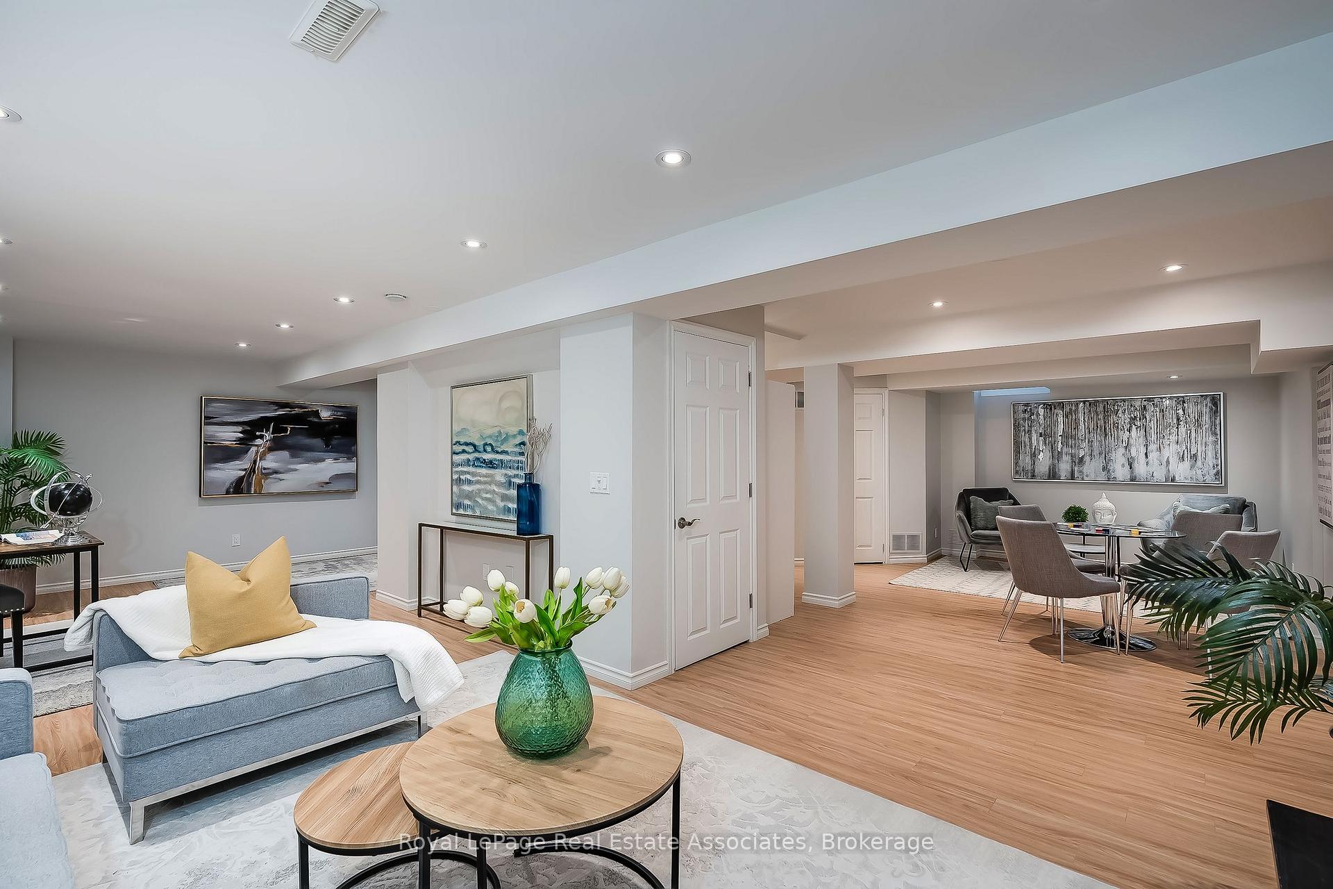 Photo 34 of 5824 Cornell Crescent, Mississauga, Central Erin Mills — HOMEH