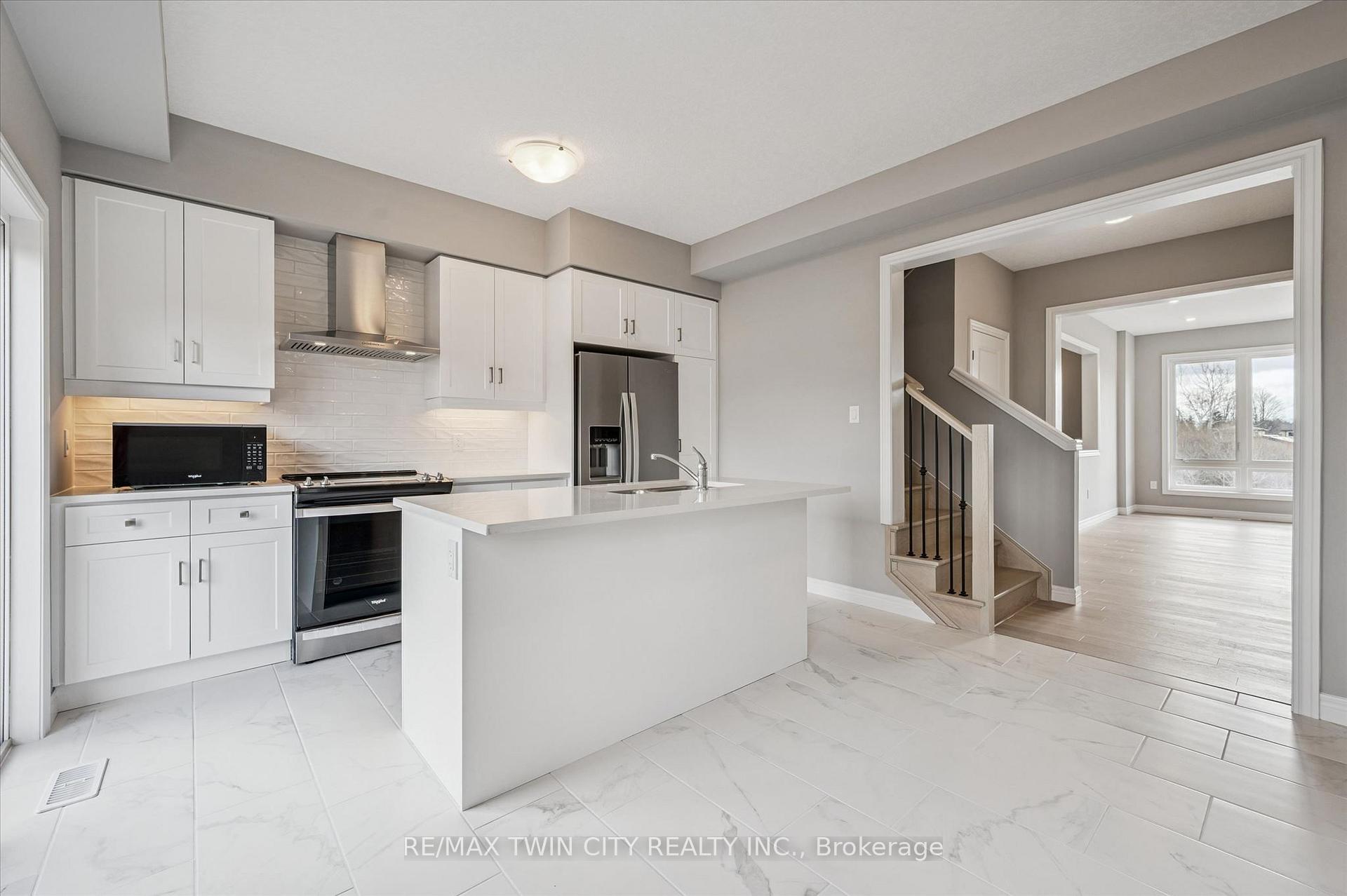 Photo 13 of 27 Sora Lane, Guelph, Grange Road — HOMEH