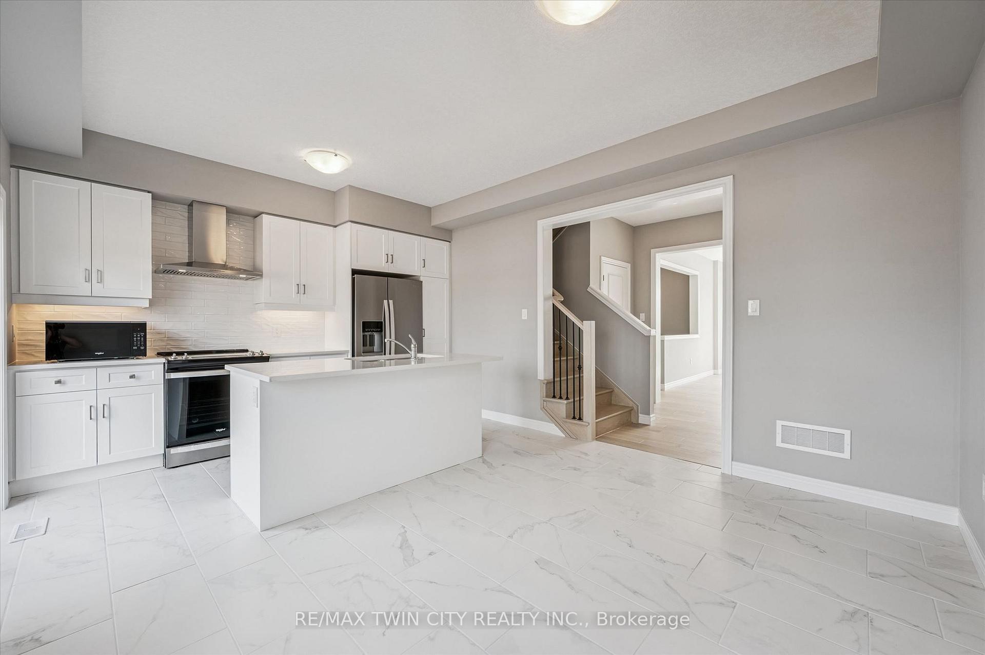 Photo 17 of 27 Sora Lane, Guelph, Grange Road — HOMEH