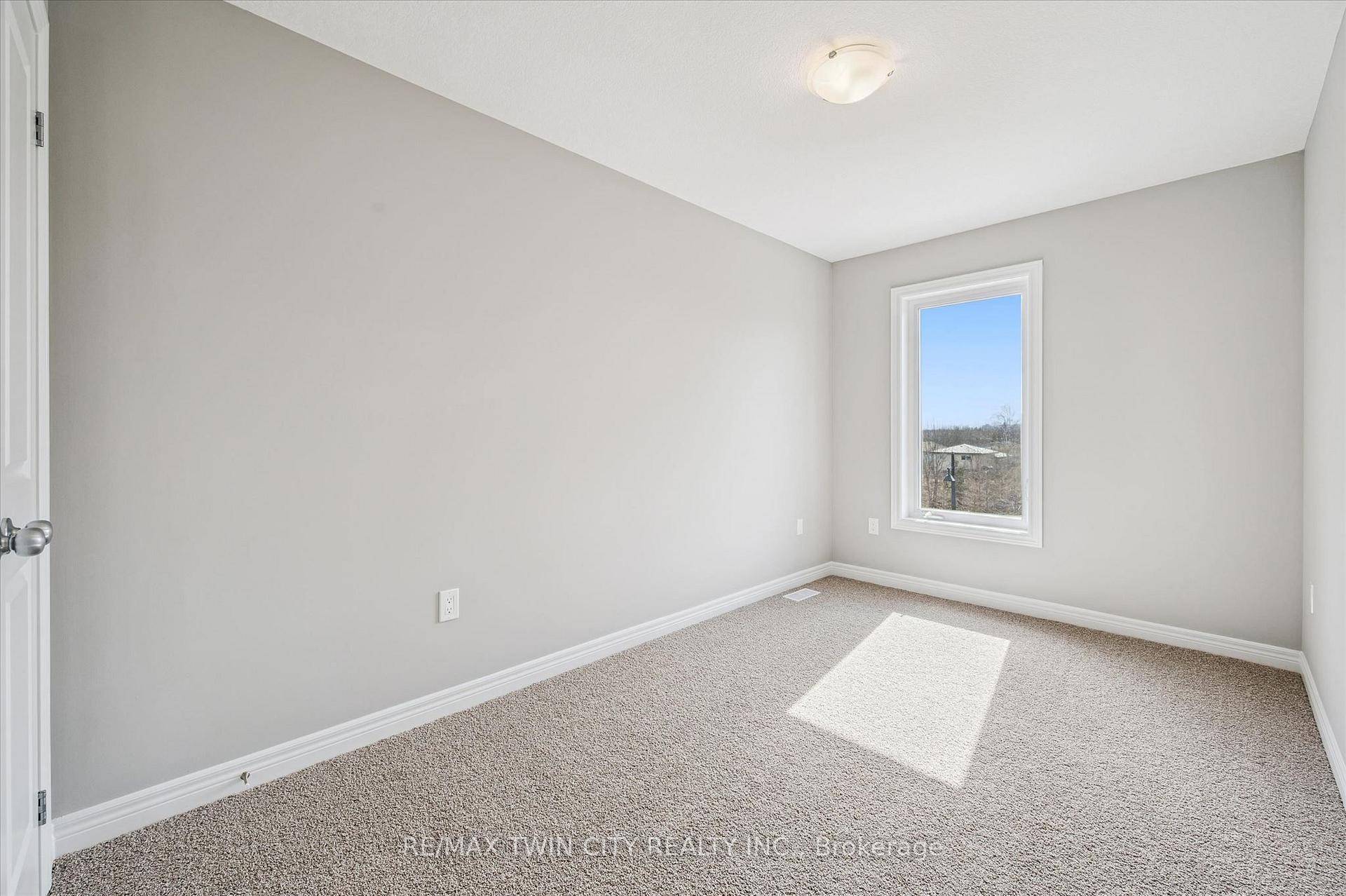 Photo 20 of 27 Sora Lane, Guelph, Grange Road — HOMEH