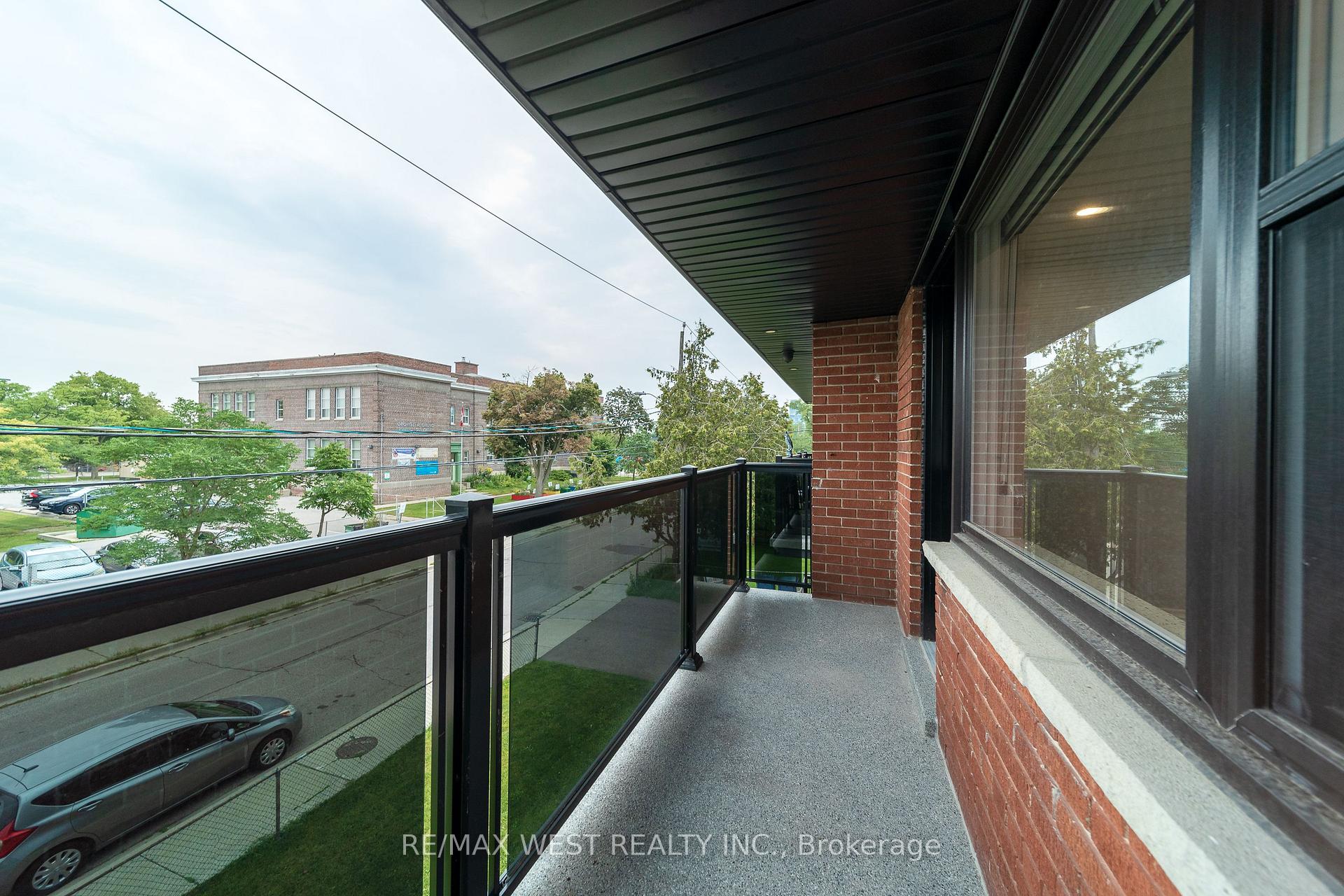 Photo 16 of Unit 7, 237 Melrose Street, Etobicoke, Mimico — HOMEH