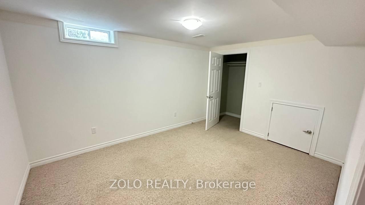 Photo 4 of 68 Milligan Street E, Bradford West Gwillimbury, Bradford — HOMEH