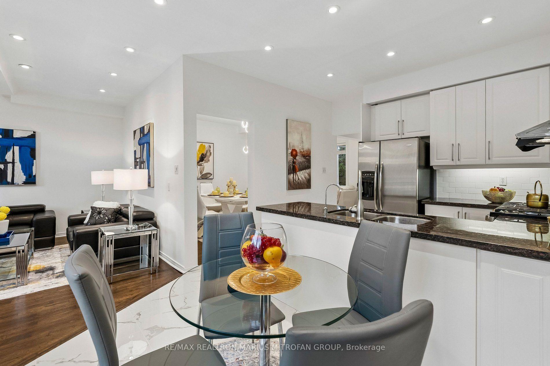 Photo 15 of 16 Trout Lily Avenue, Markham, Legacy — HOMEH