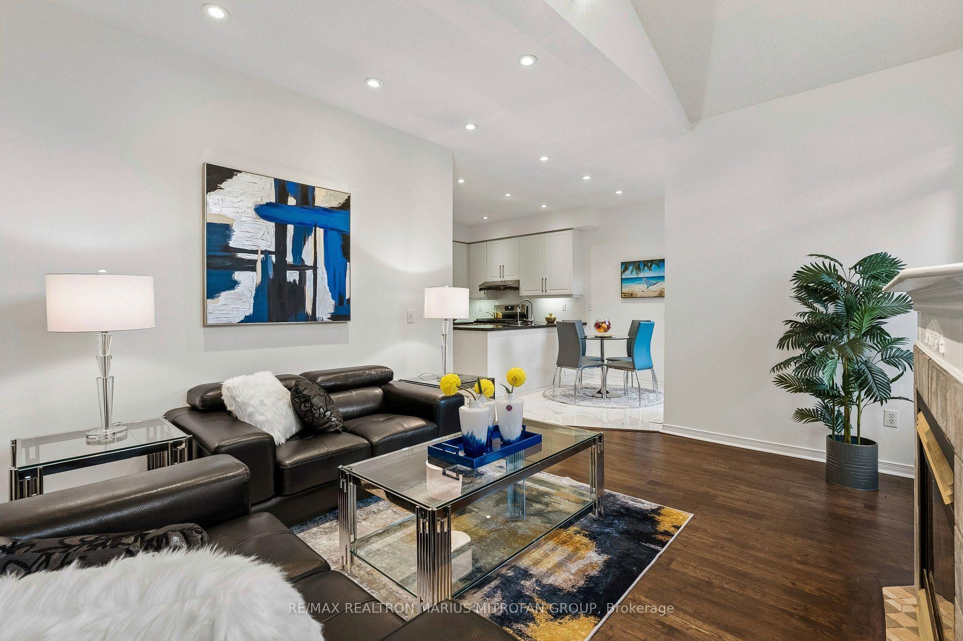Photo 19 of 16 Trout Lily Avenue, Markham, Legacy — HOMEH