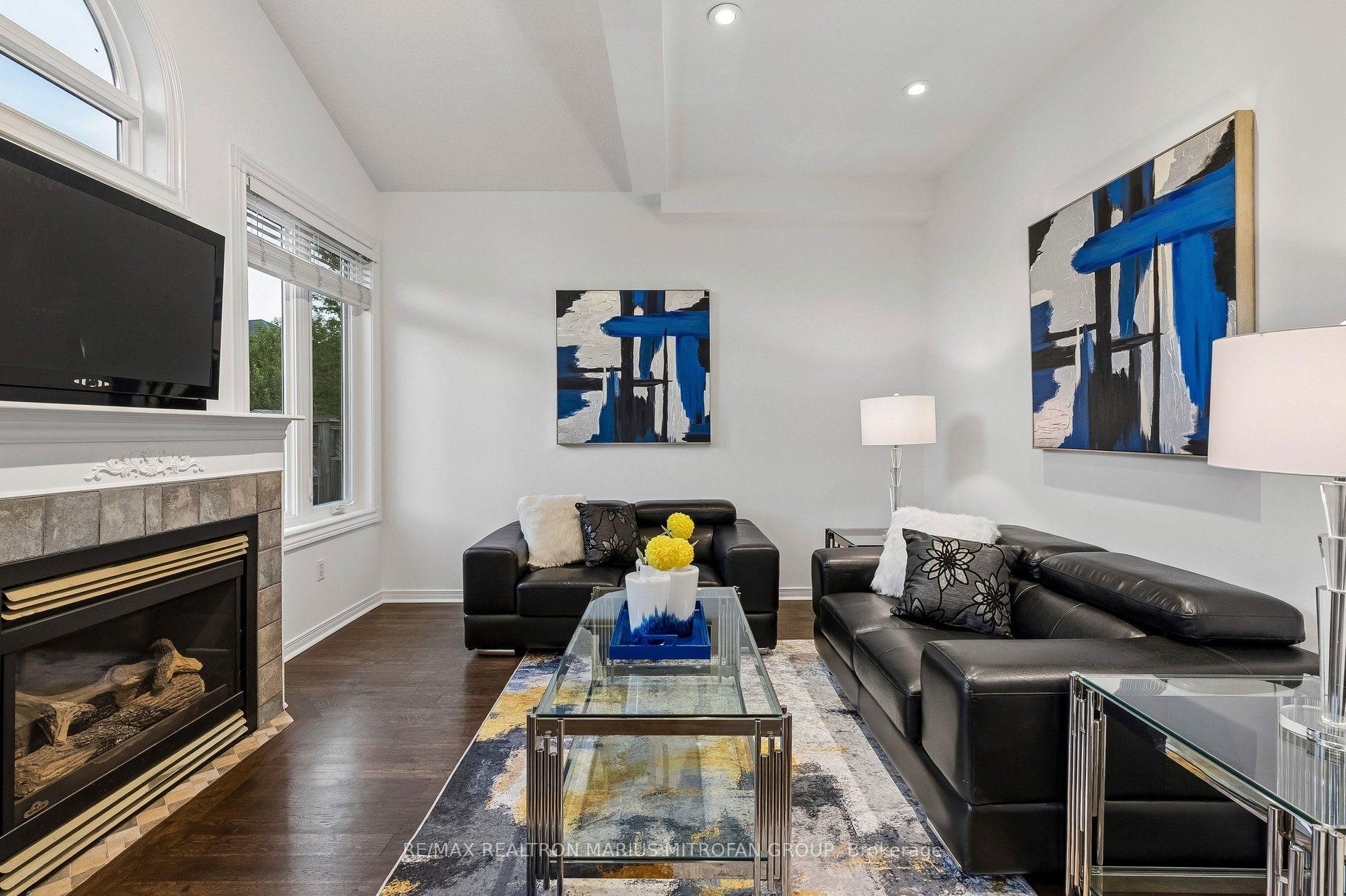 Photo 20 of 16 Trout Lily Avenue, Markham, Legacy — HOMEH