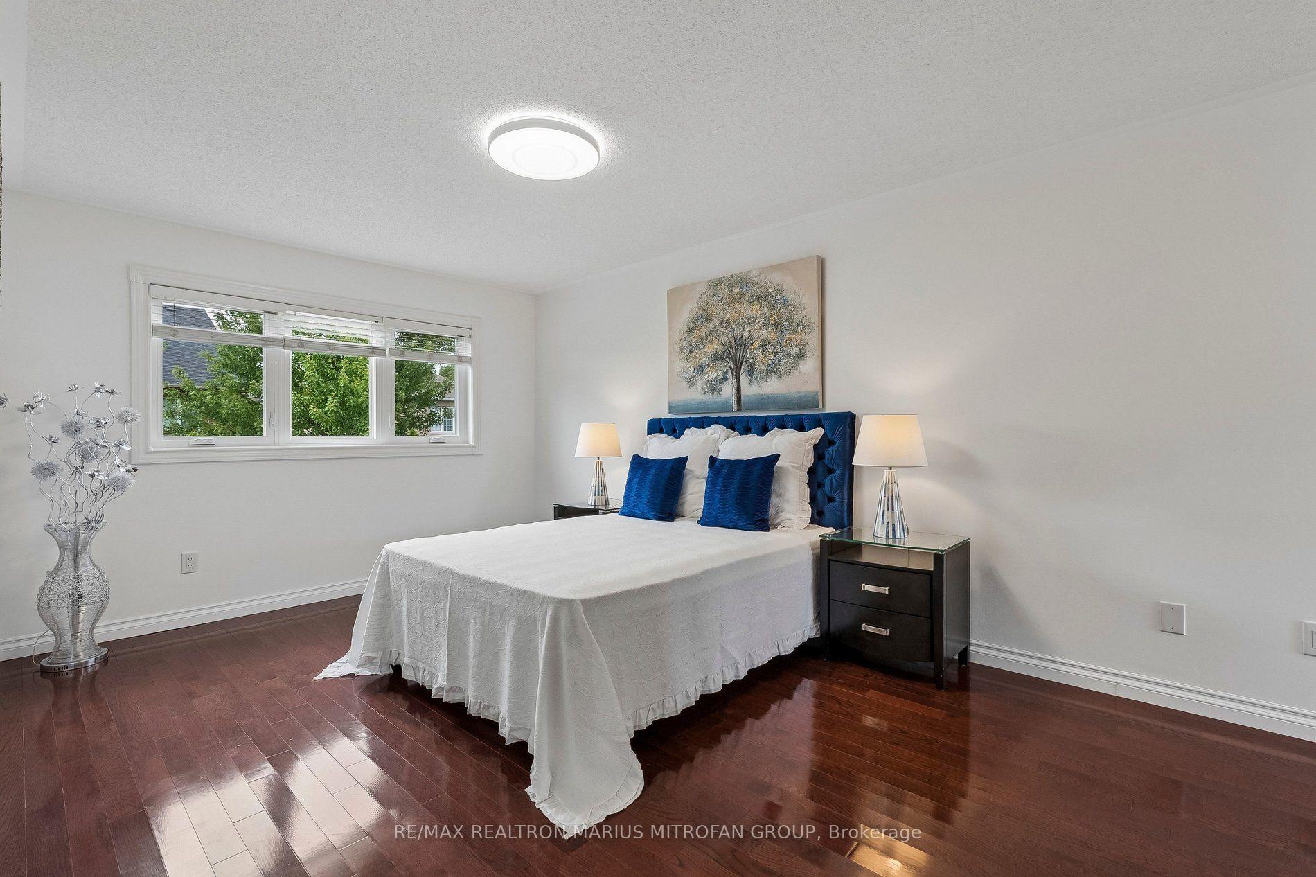 Photo 29 of 16 Trout Lily Avenue, Markham, Legacy — HOMEH