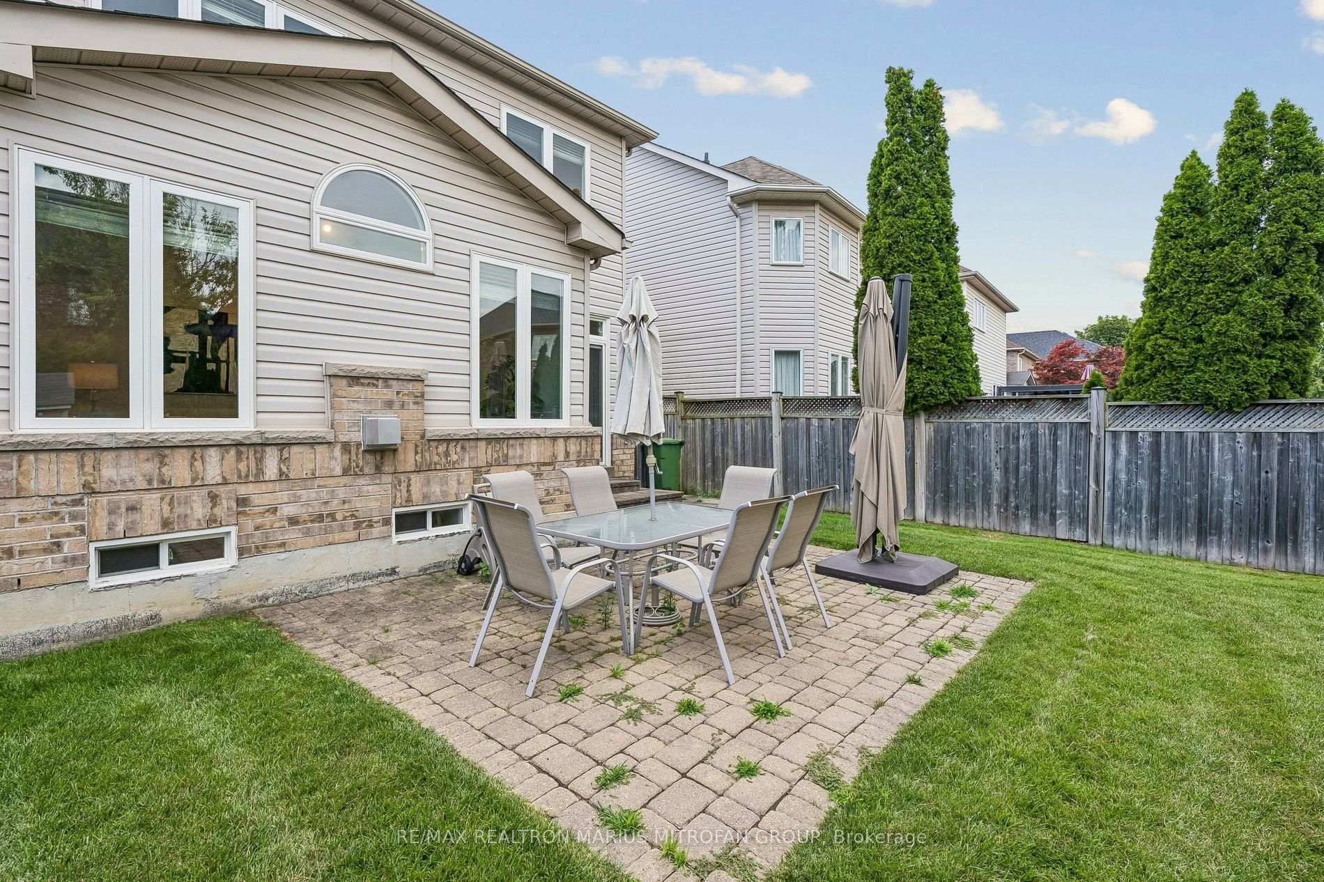 Photo 35 of 16 Trout Lily Avenue, Markham, Legacy — HOMEH