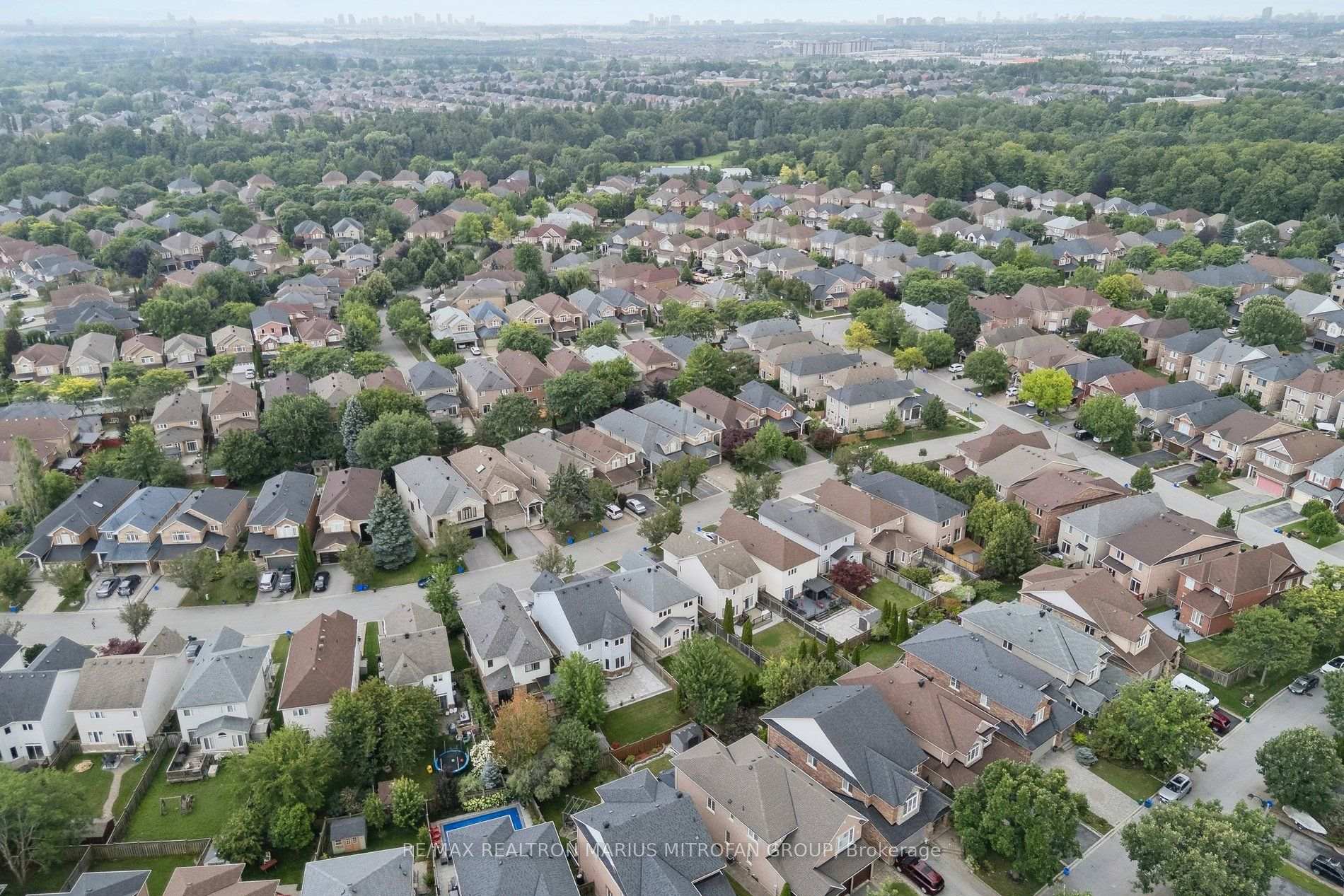 Photo 47 of 16 Trout Lily Avenue, Markham, Legacy — HOMEH