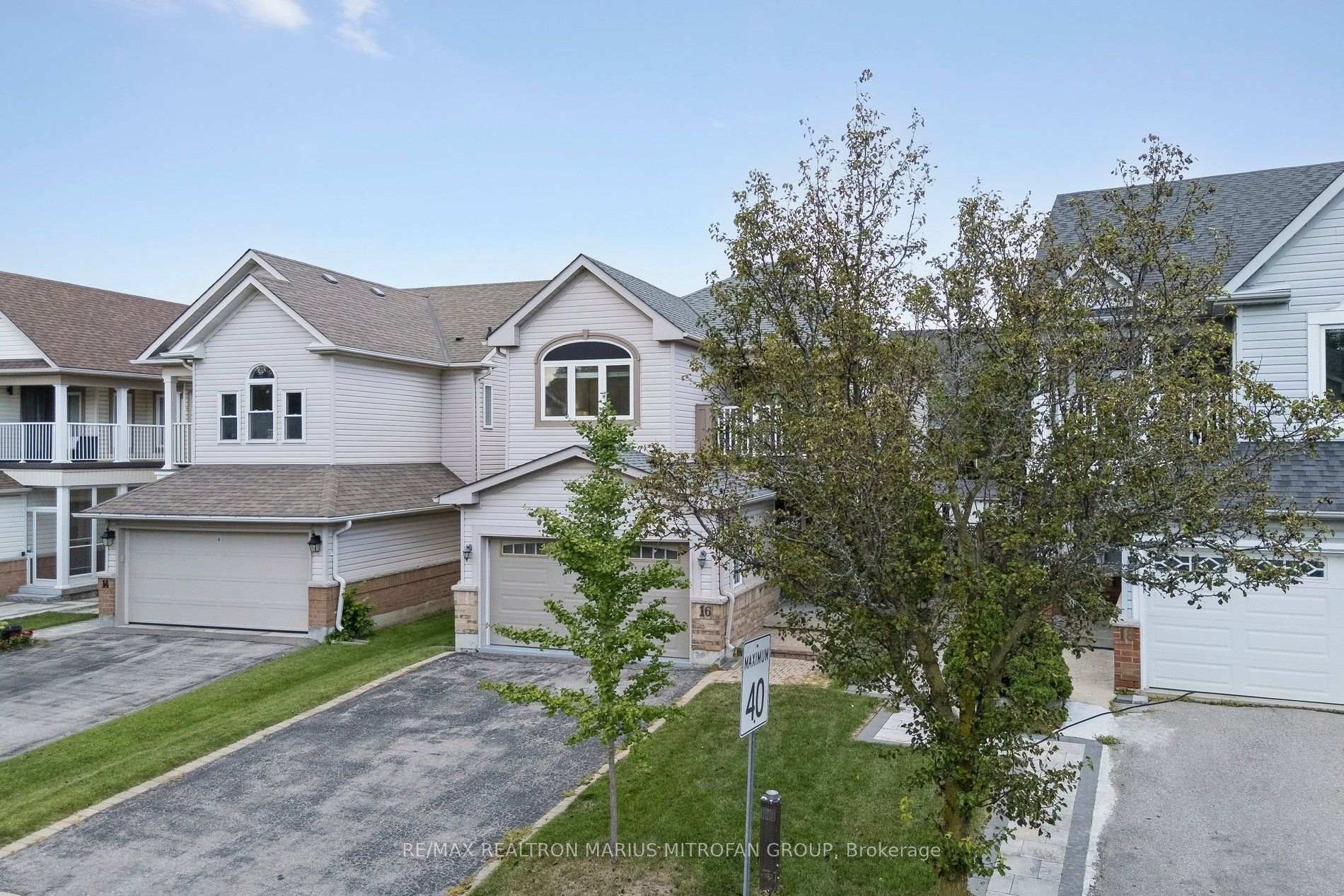 Photo 50 of 16 Trout Lily Avenue, Markham, Legacy — HOMEH