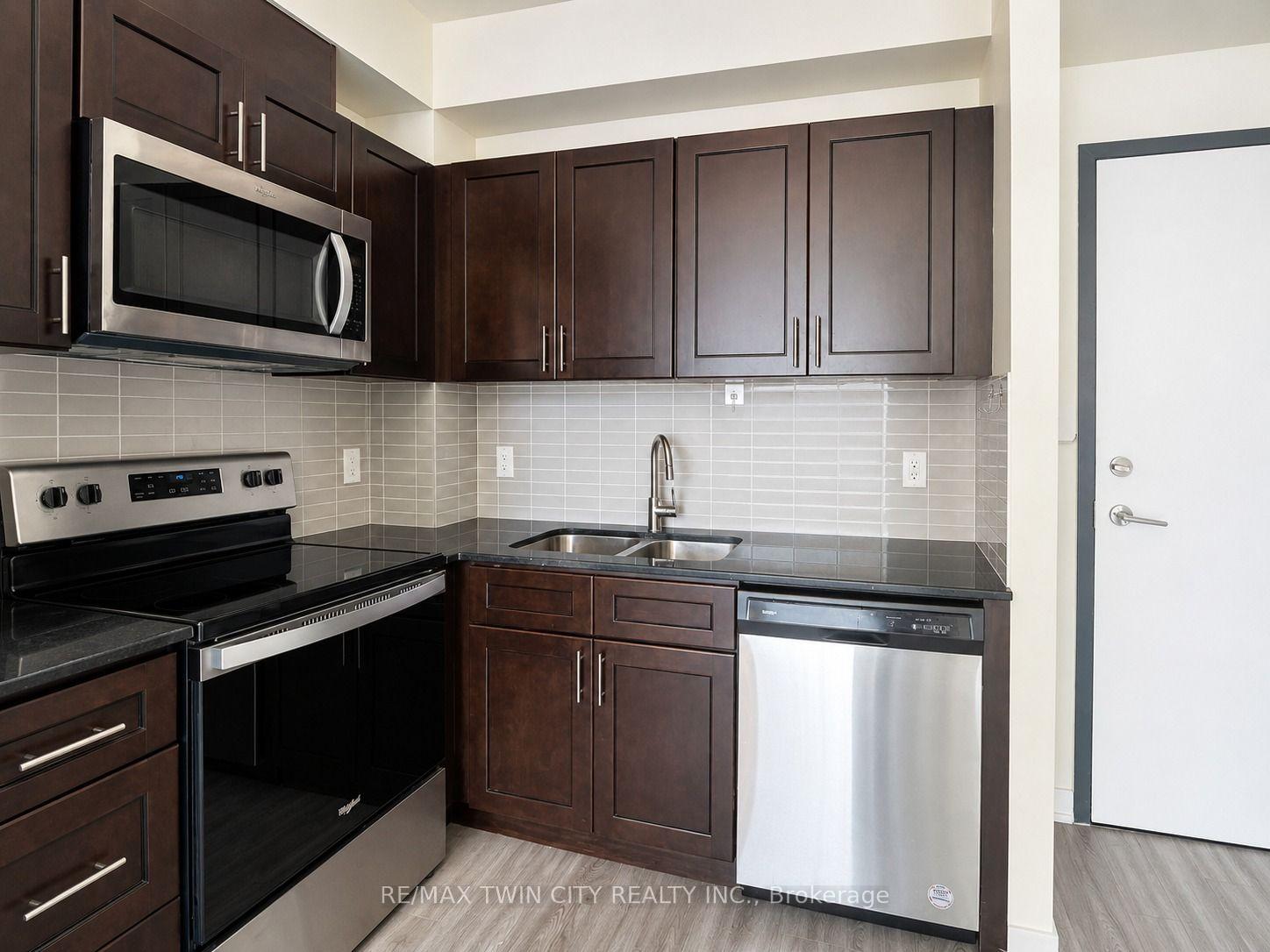 Photo 7 of Unit 1505, 128 King Street, Waterloo, Downtown Waterloo — HOMEH