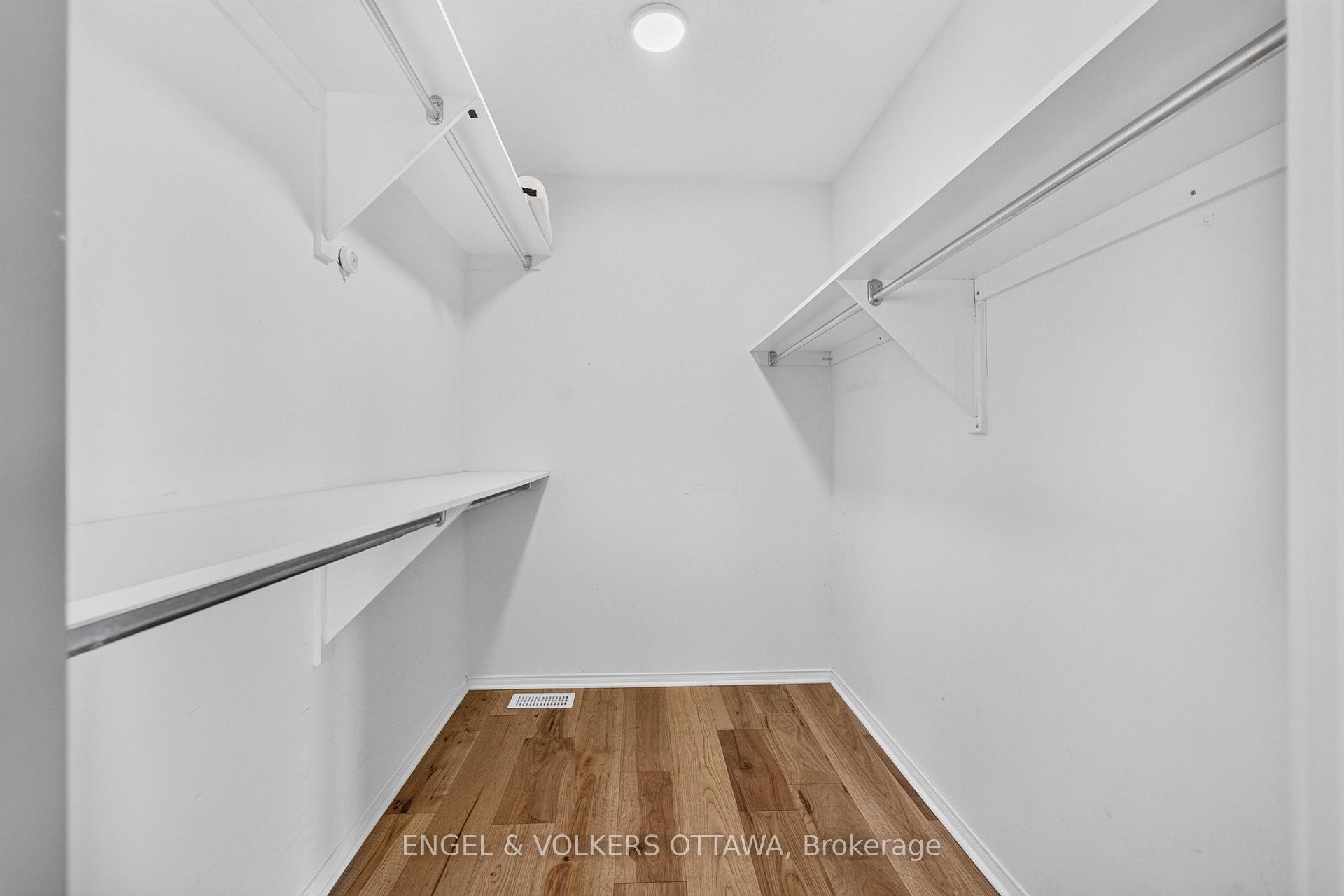 Photo 33 of 2123 Esprit Drive, Ottawa, Avalon East — HOMEH