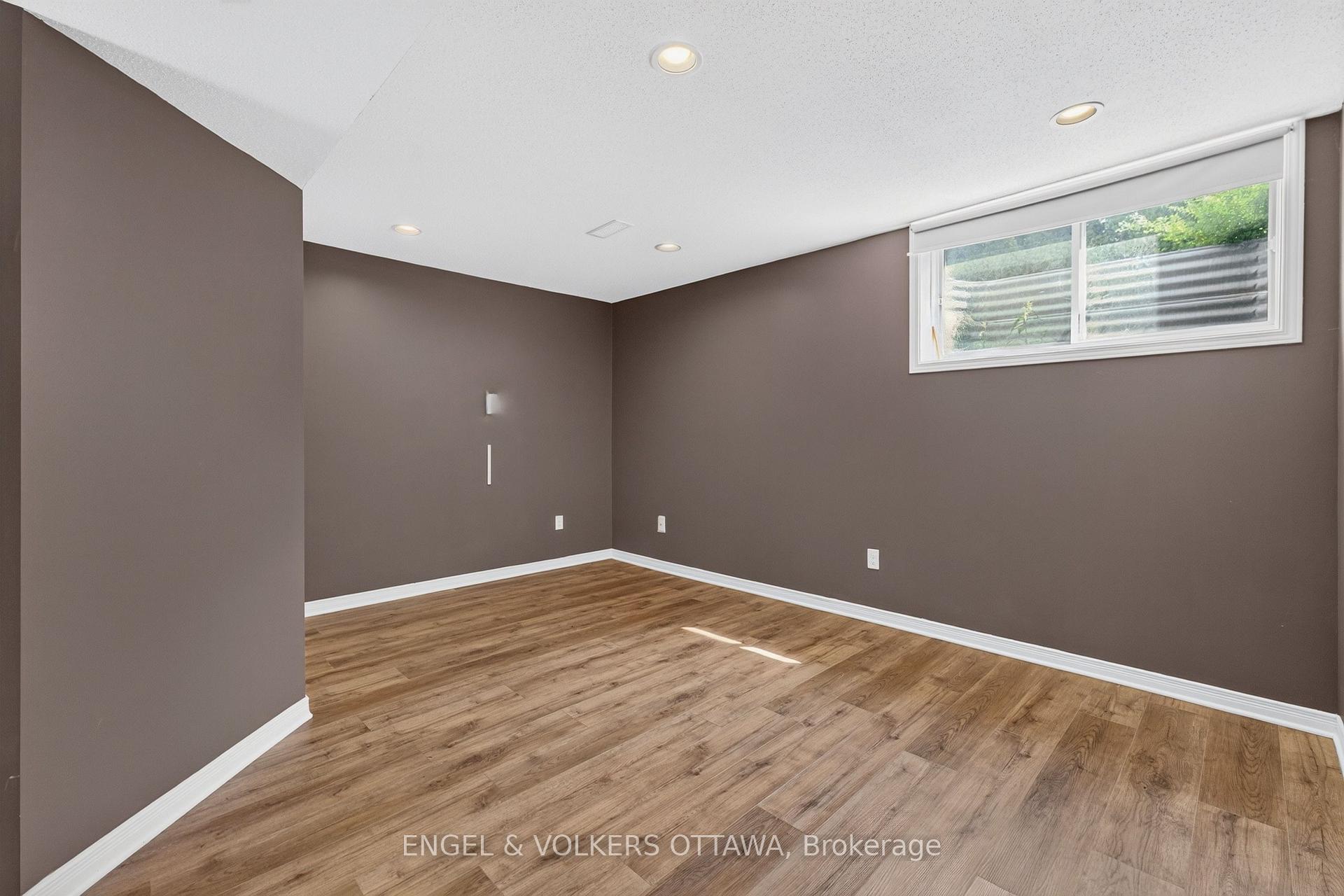 Photo 41 of 2123 Esprit Drive, Ottawa, Avalon East — HOMEH