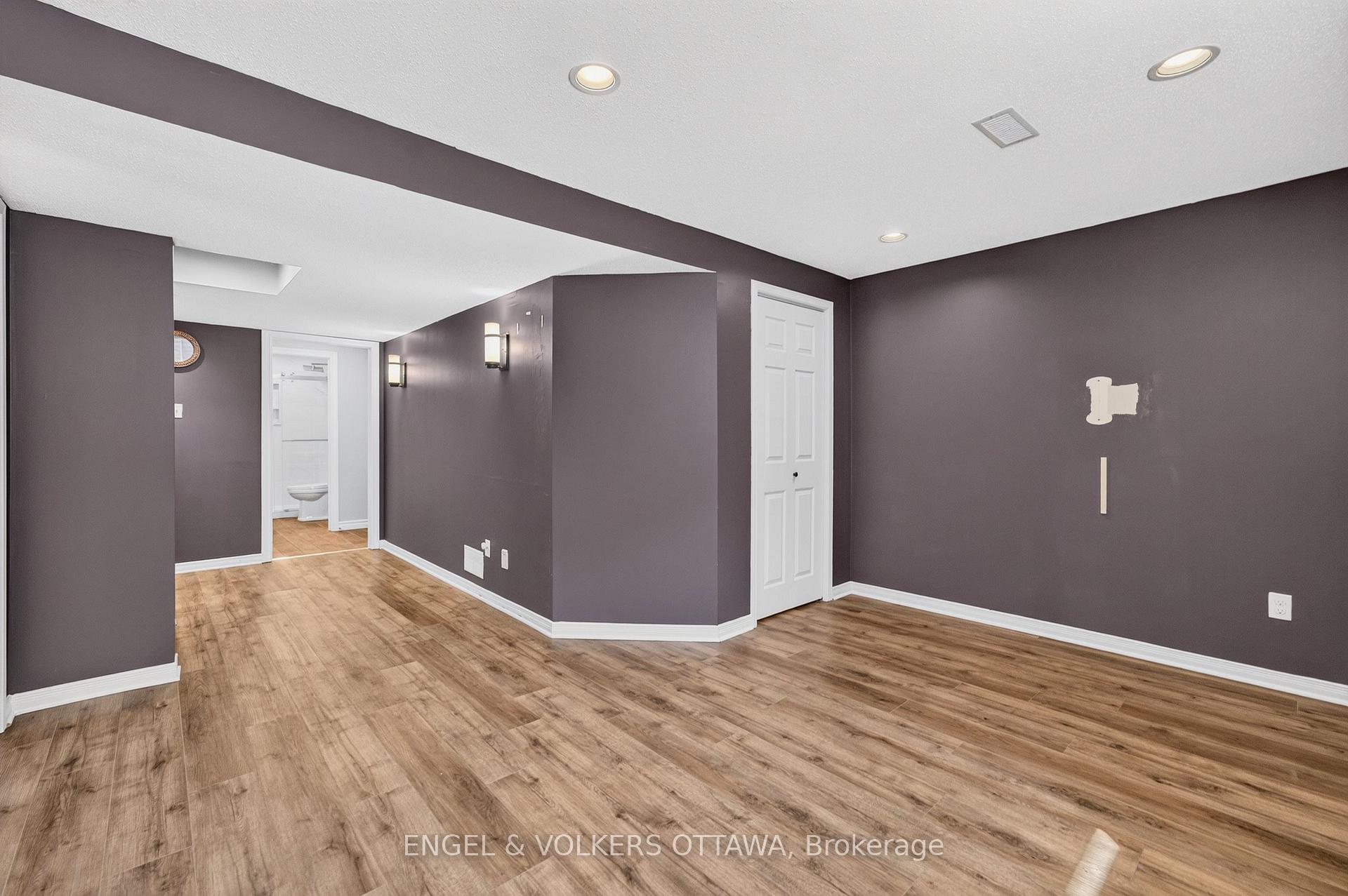 Photo 42 of 2123 Esprit Drive, Ottawa, Avalon East — HOMEH