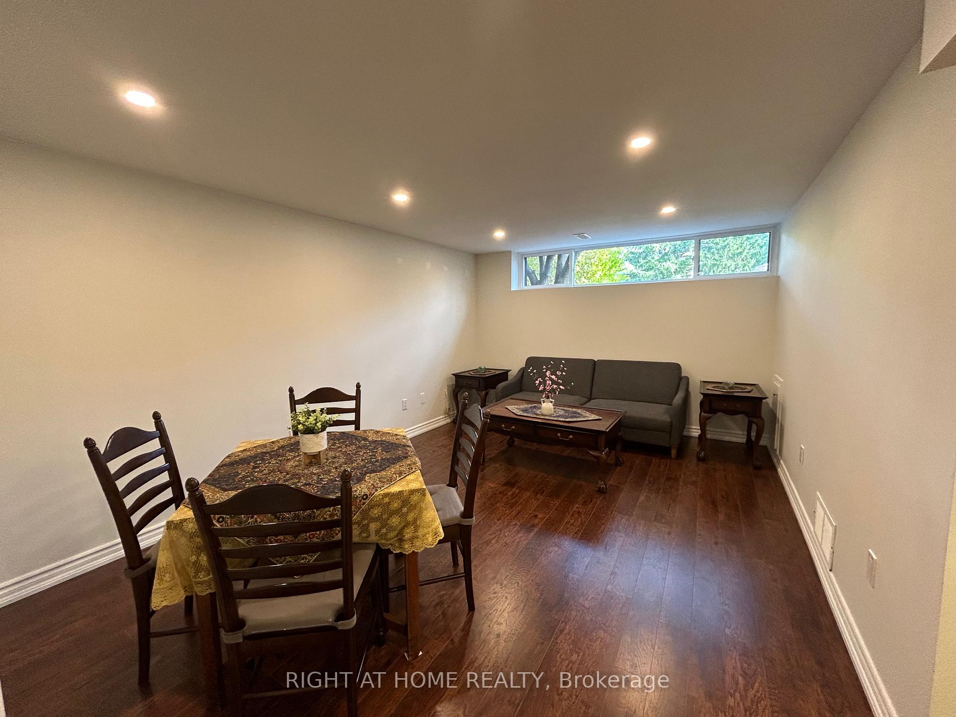 Photo 4 of 36 Aurora Heights Drive, Aurora, Aurora Heights — HOMEH