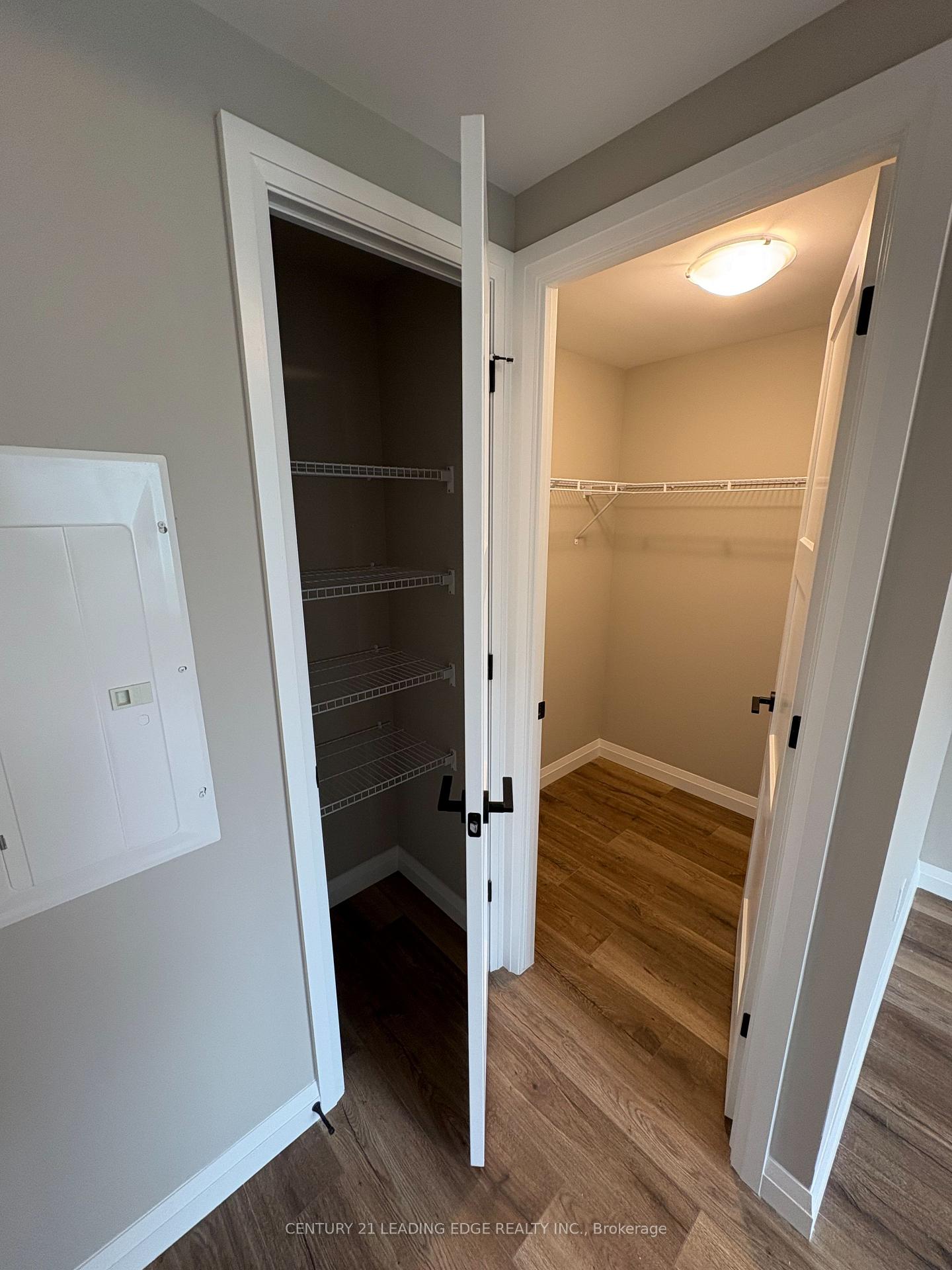 Photo 15 of Unit 908, 93 Arthur Street, Guelph, St. Patrick's Ward — HOMEH