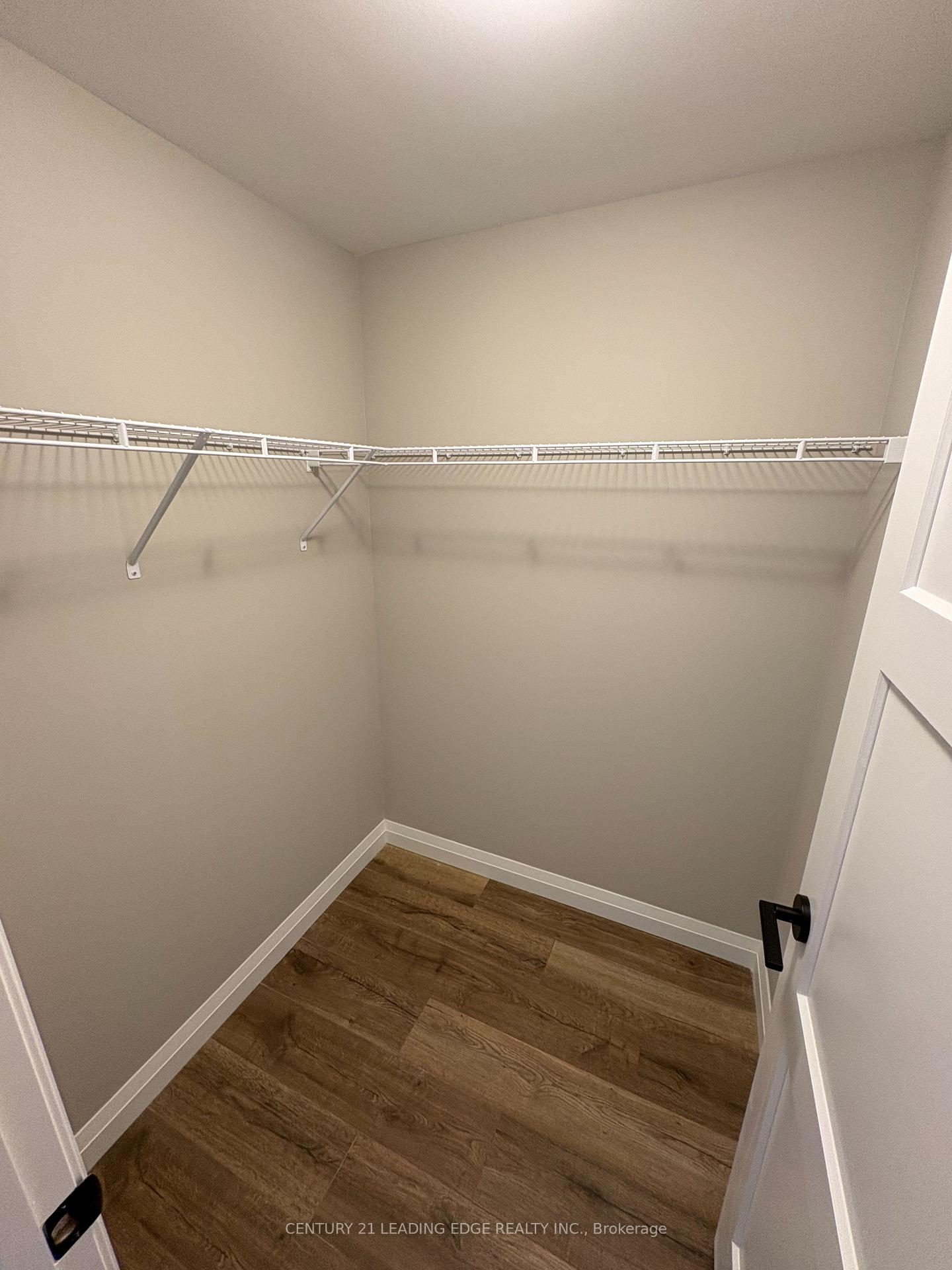 Photo 16 of Unit 908, 93 Arthur Street, Guelph, St. Patrick's Ward — HOMEH