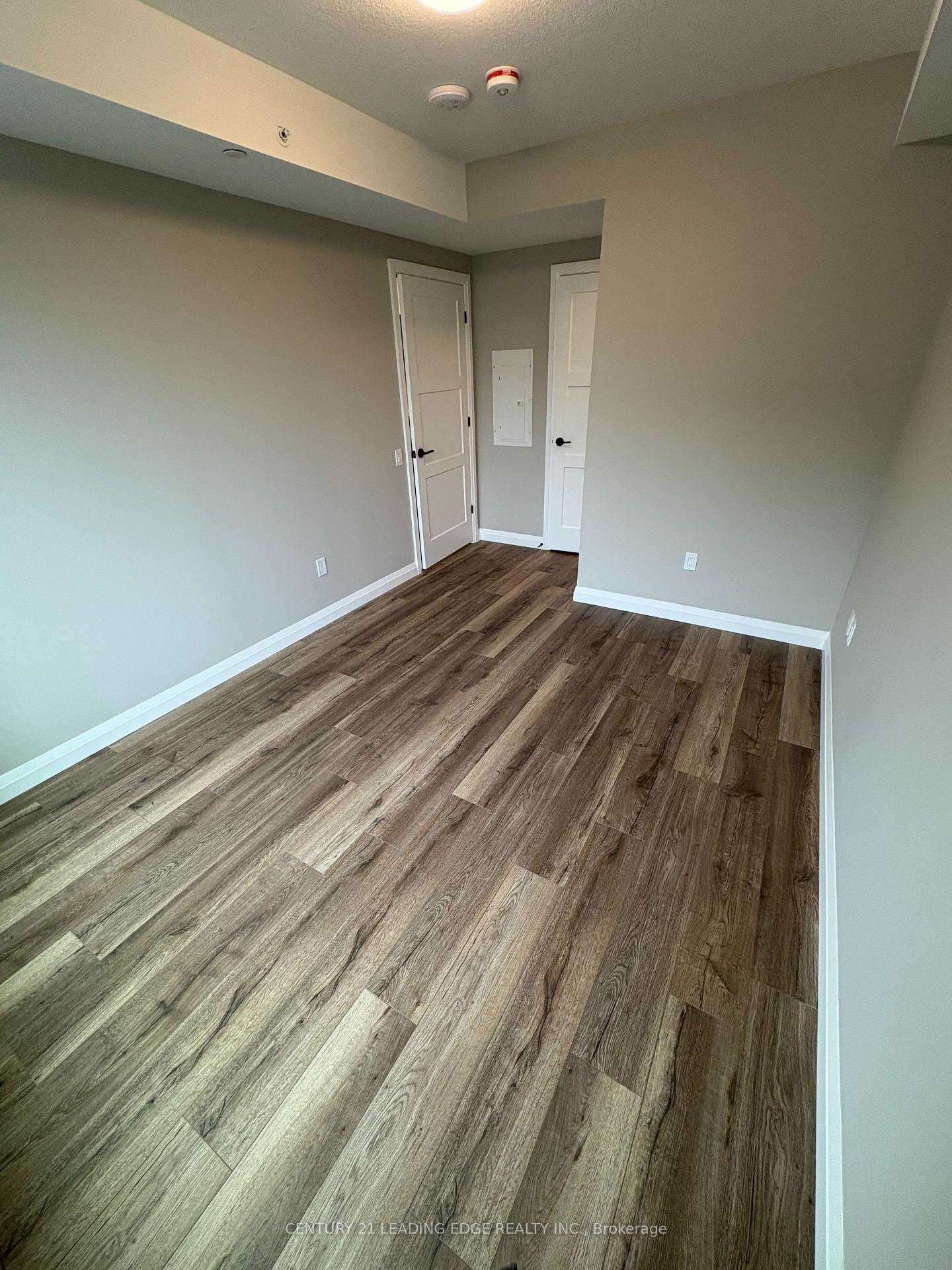 Photo 19 of Unit 908, 93 Arthur Street, Guelph, St. Patrick's Ward — HOMEH