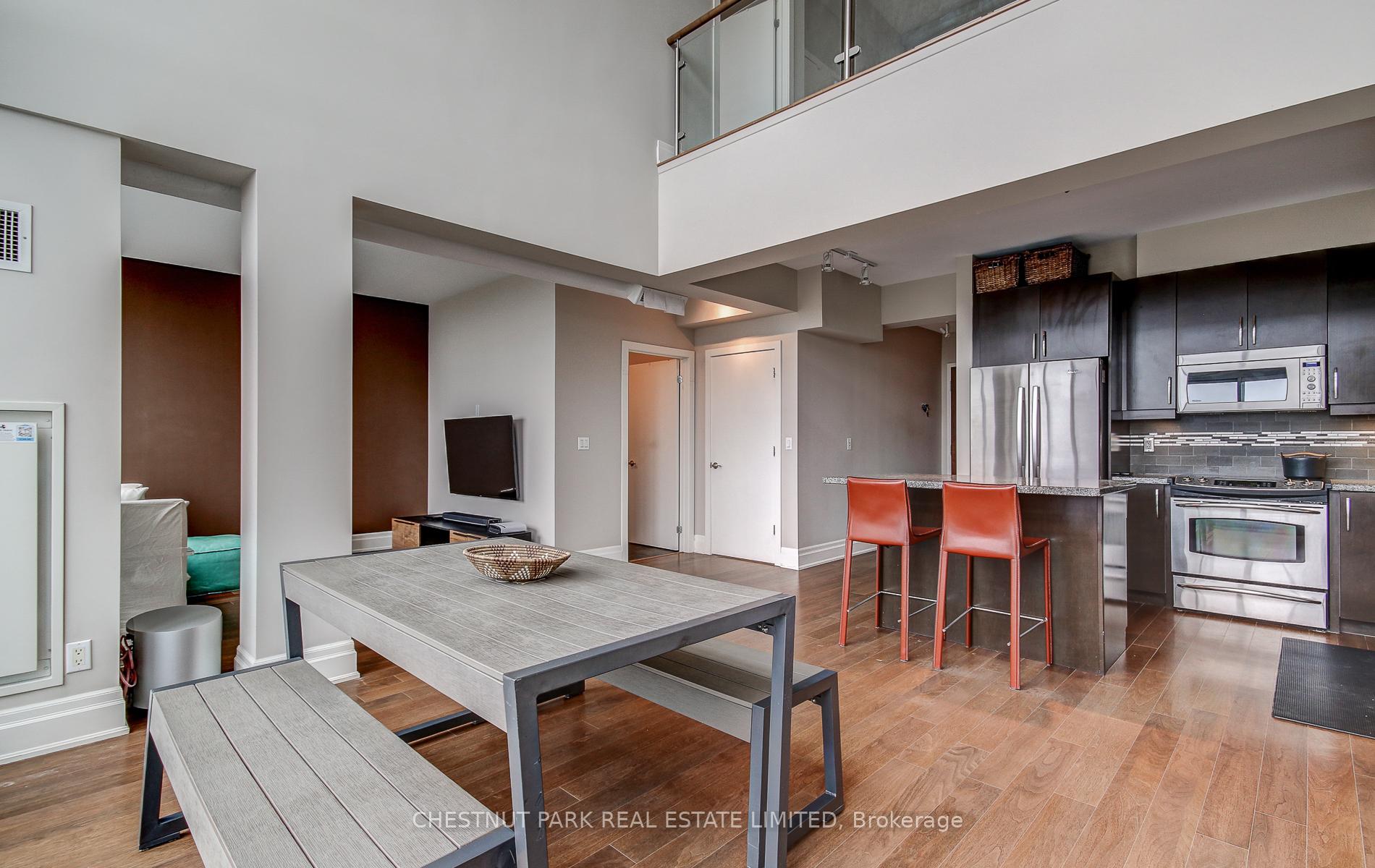Photo 11 of Unit PH 05, 2 Fieldway Road, Etobicoke, Islington-City Centre West — HOMEH