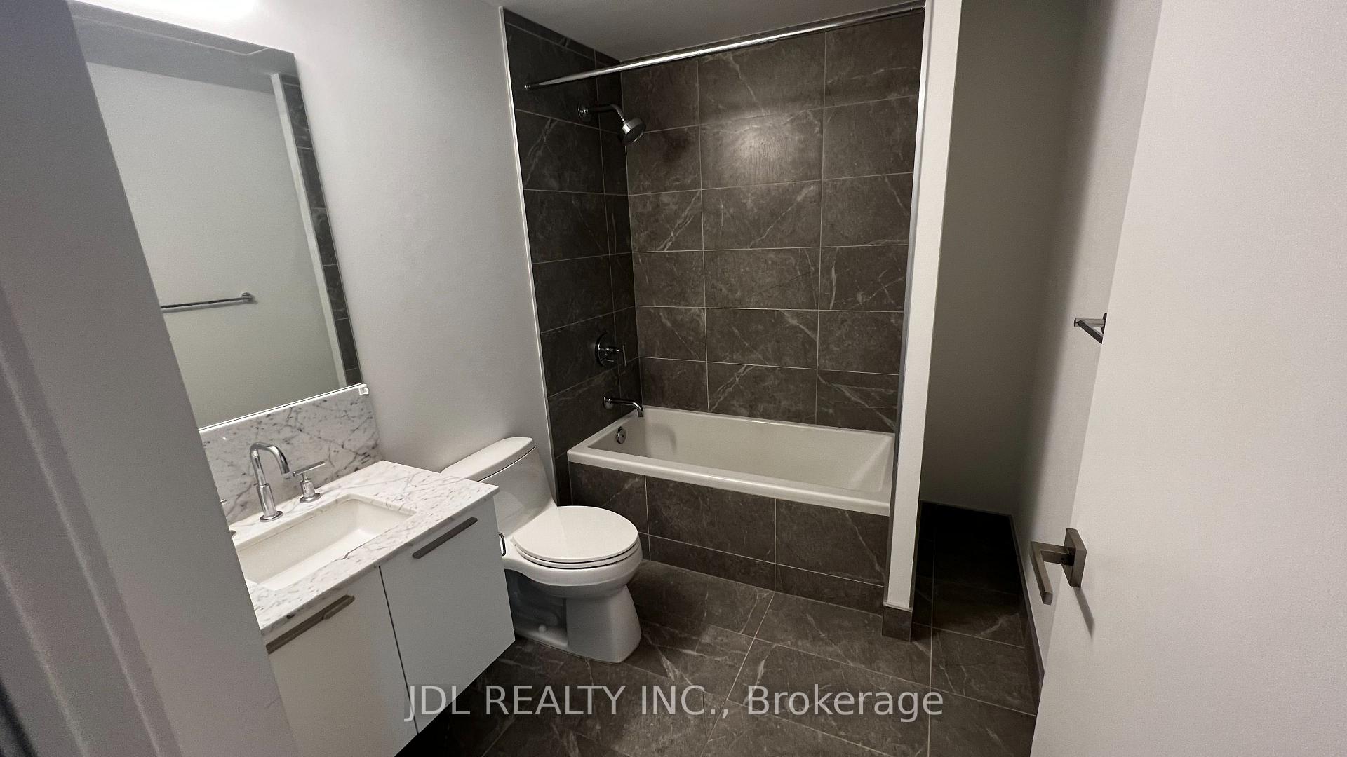 Photo 4 of Unit 2003, 3 Gloucester Street, Toronto, Church-Yonge Corridor — HOMEH
