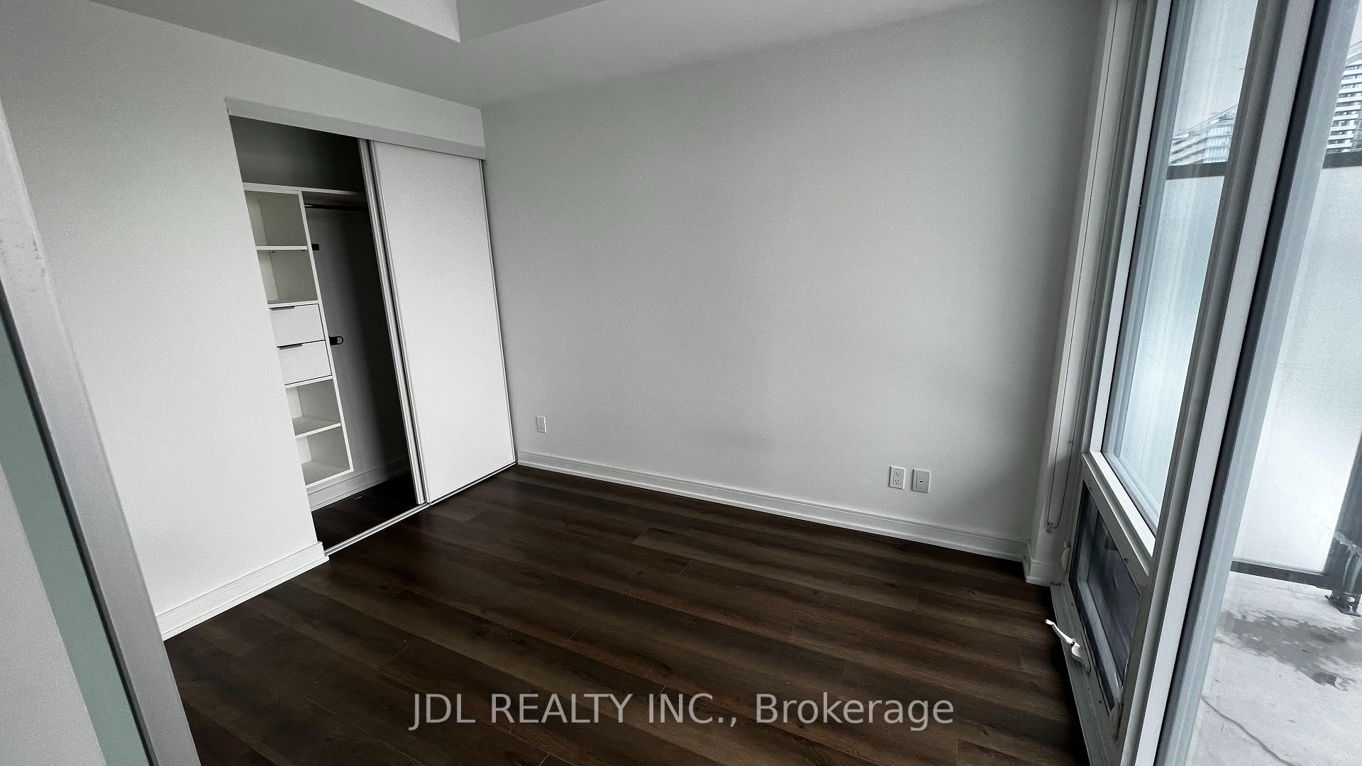 Photo 5 of Unit 2003, 3 Gloucester Street, Toronto, Church-Yonge Corridor — HOMEH