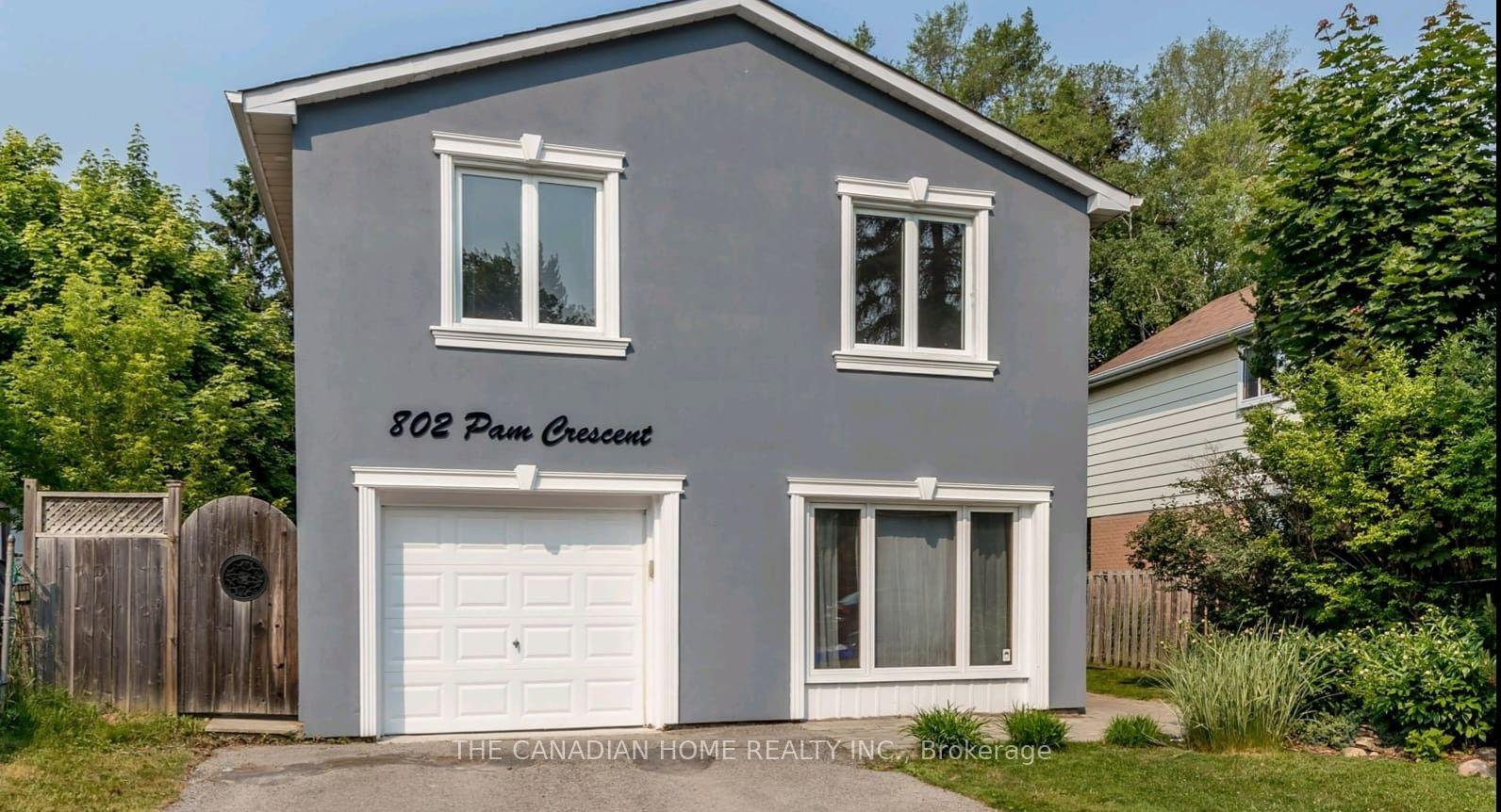 Photo 1 of 802 Pam Crescent, Newmarket, Huron Heights-Leslie Valley — HOMEH