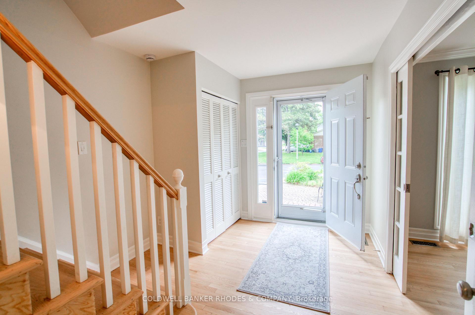 Photo 3 of 1666 Amberdale Crescent, Ottawa, Guildwood Estates - Urbandale Acres — HOMEH