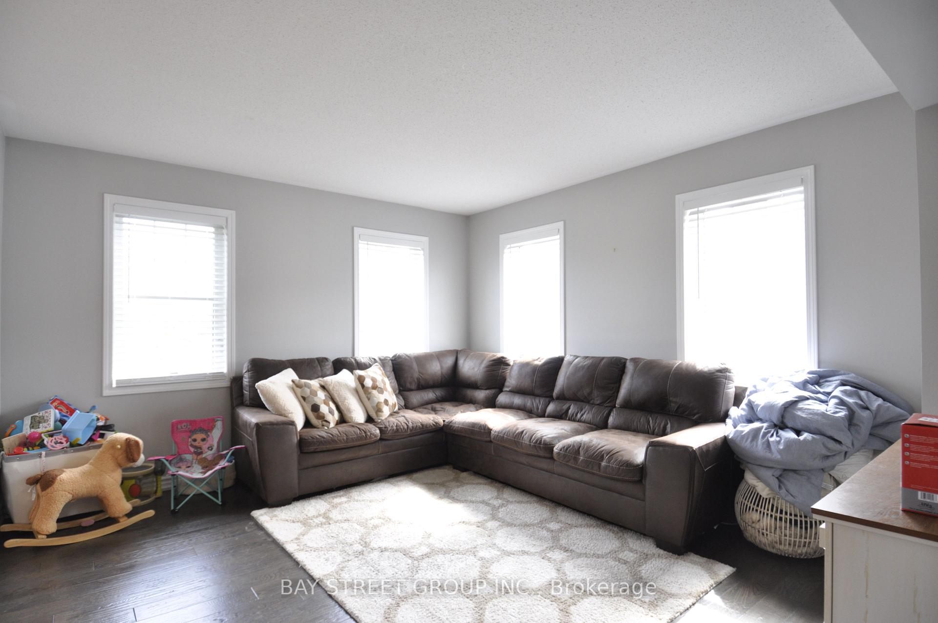 Photo 4 of Unit 5, 265 Ellen Davidson Drive, Oakville, Glenorchy — HOMEH