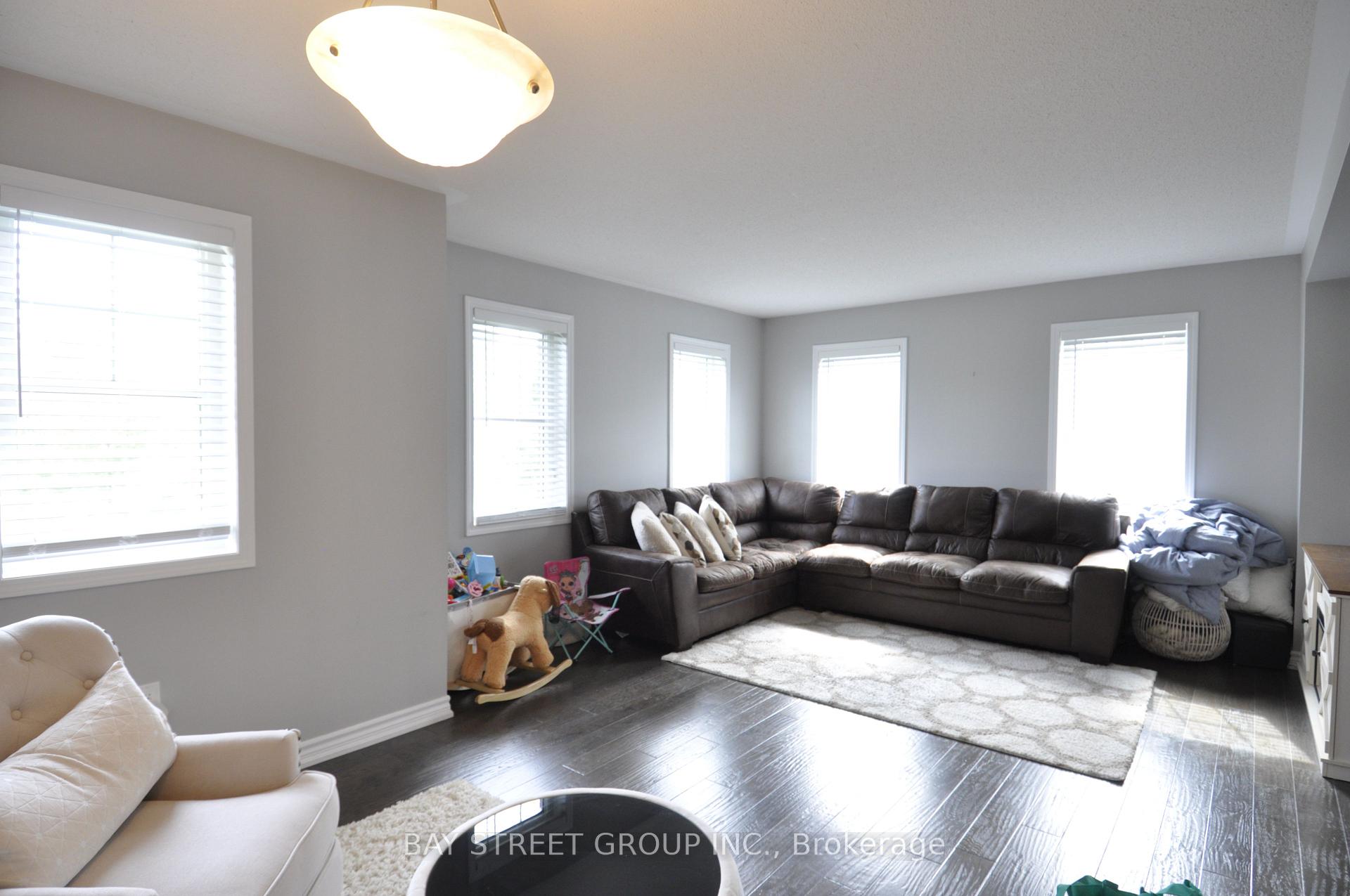 Photo 5 of Unit 5, 265 Ellen Davidson Drive, Oakville, Glenorchy — HOMEH