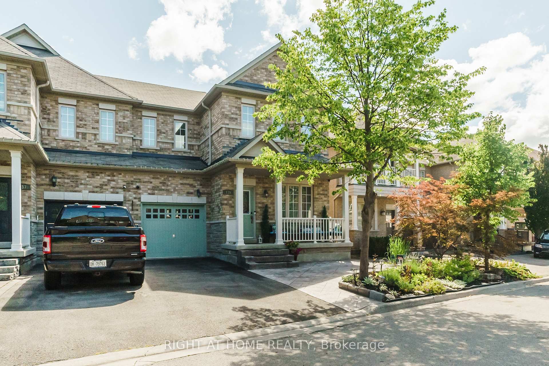 Photo 2 of 139 Bellini Avenue, Vaughan, Vellore Village — HOMEH