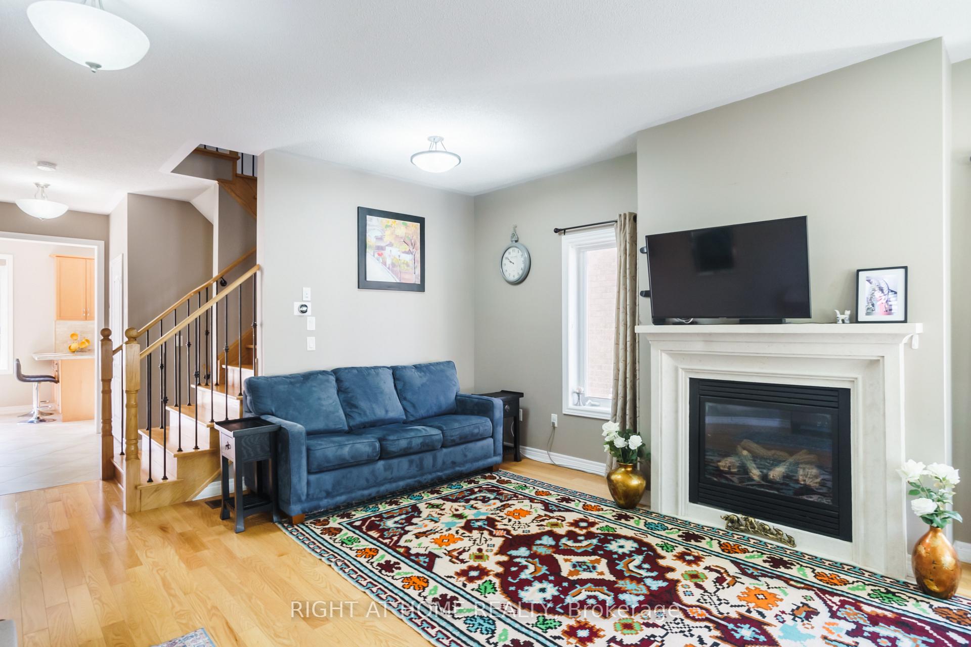 Photo 4 of 139 Bellini Avenue, Vaughan, Vellore Village — HOMEH