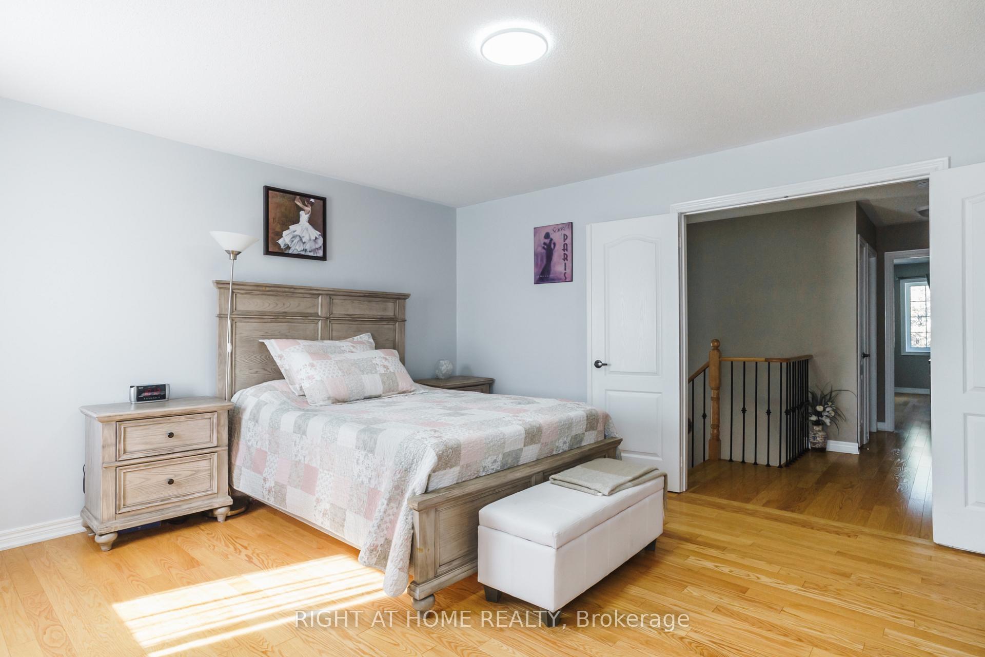 Photo 12 of 139 Bellini Avenue, Vaughan, Vellore Village — HOMEH