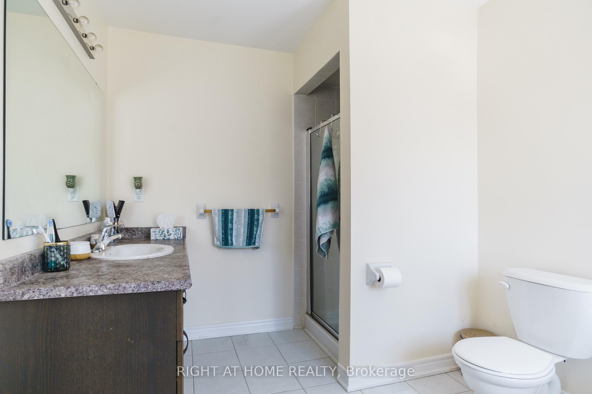 Photo 18 of 139 Bellini Avenue, Vaughan, Vellore Village — HOMEH