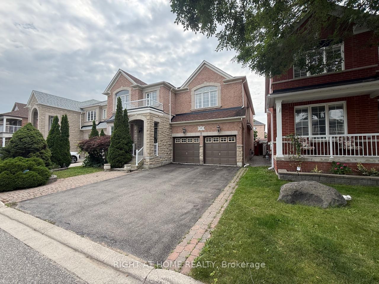 Front of 17 Coral Cove Court