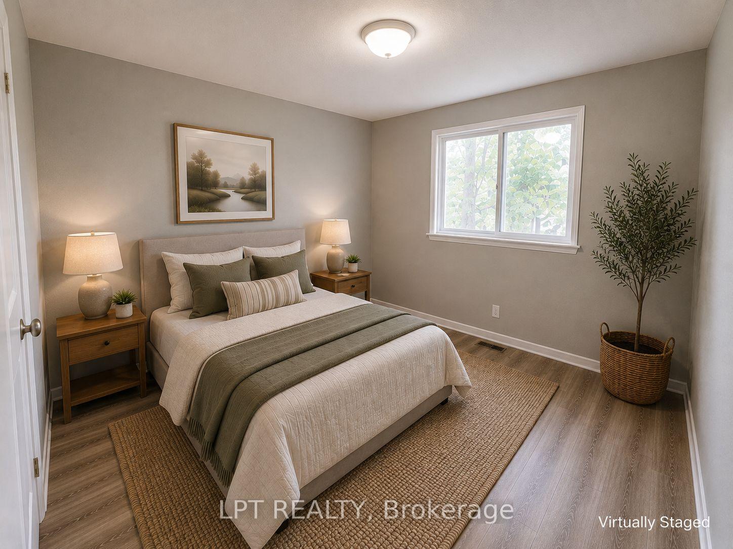Photo 14 of 38 Chaucer Crescent, Barrie, Letitia Heights — HOMEH