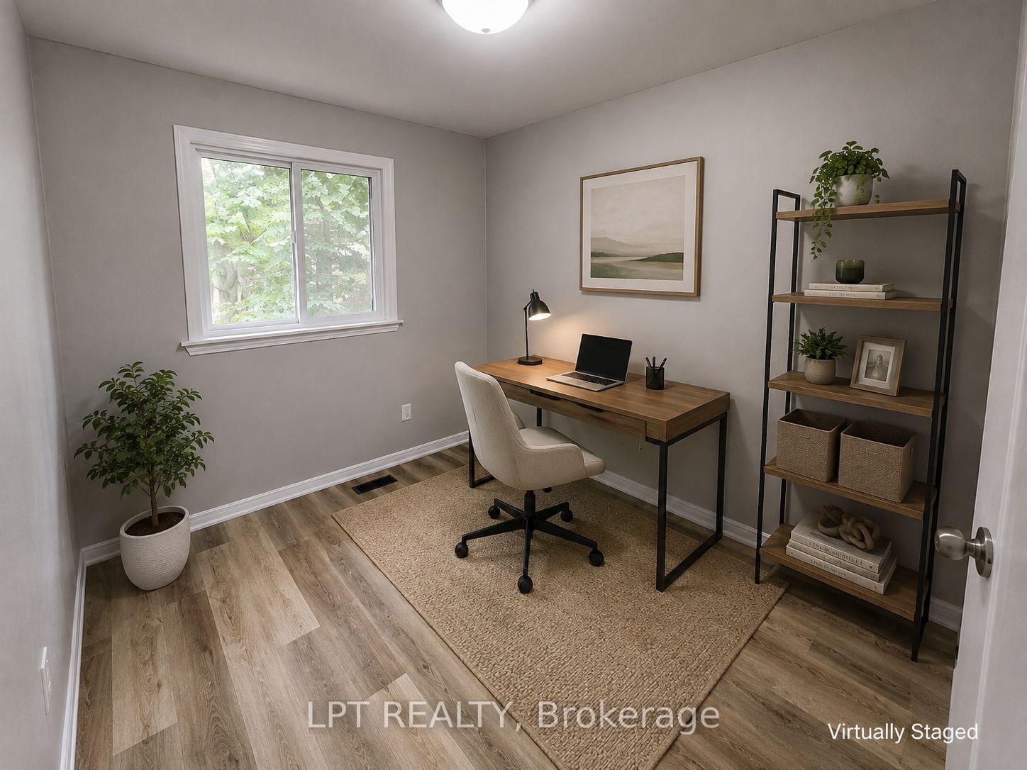 Photo 18 of 38 Chaucer Crescent, Barrie, Letitia Heights — HOMEH