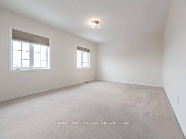 Photo 6 of 114 River Rock Crescent, Brampton, Fletcher's Meadow — HOMEH