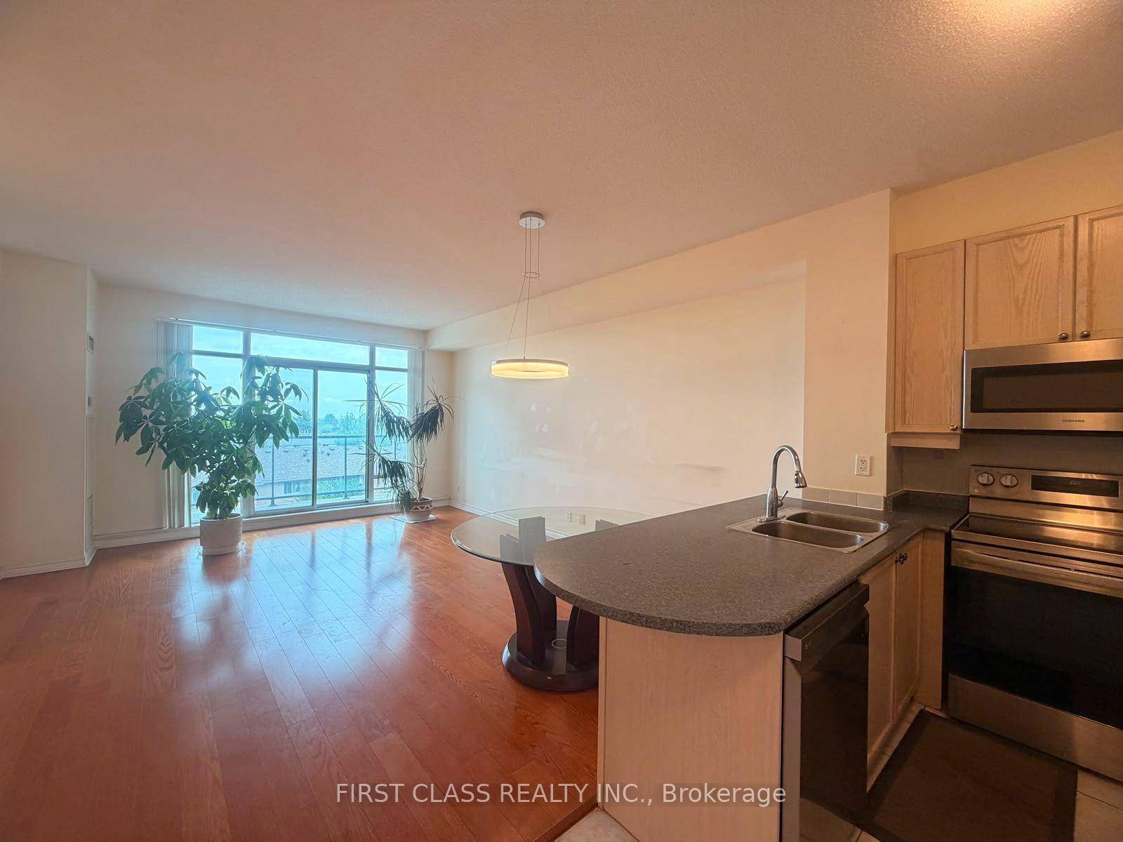 Photo 2 of Unit 422, 11121 Yonge Street, Richmond Hill, Devonsleigh — HOMEH